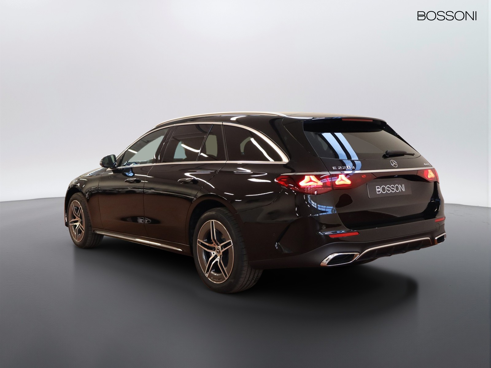 5 - Mercedes Classe E station wagon 220 d amg line advanced 4matic 9g-tronic