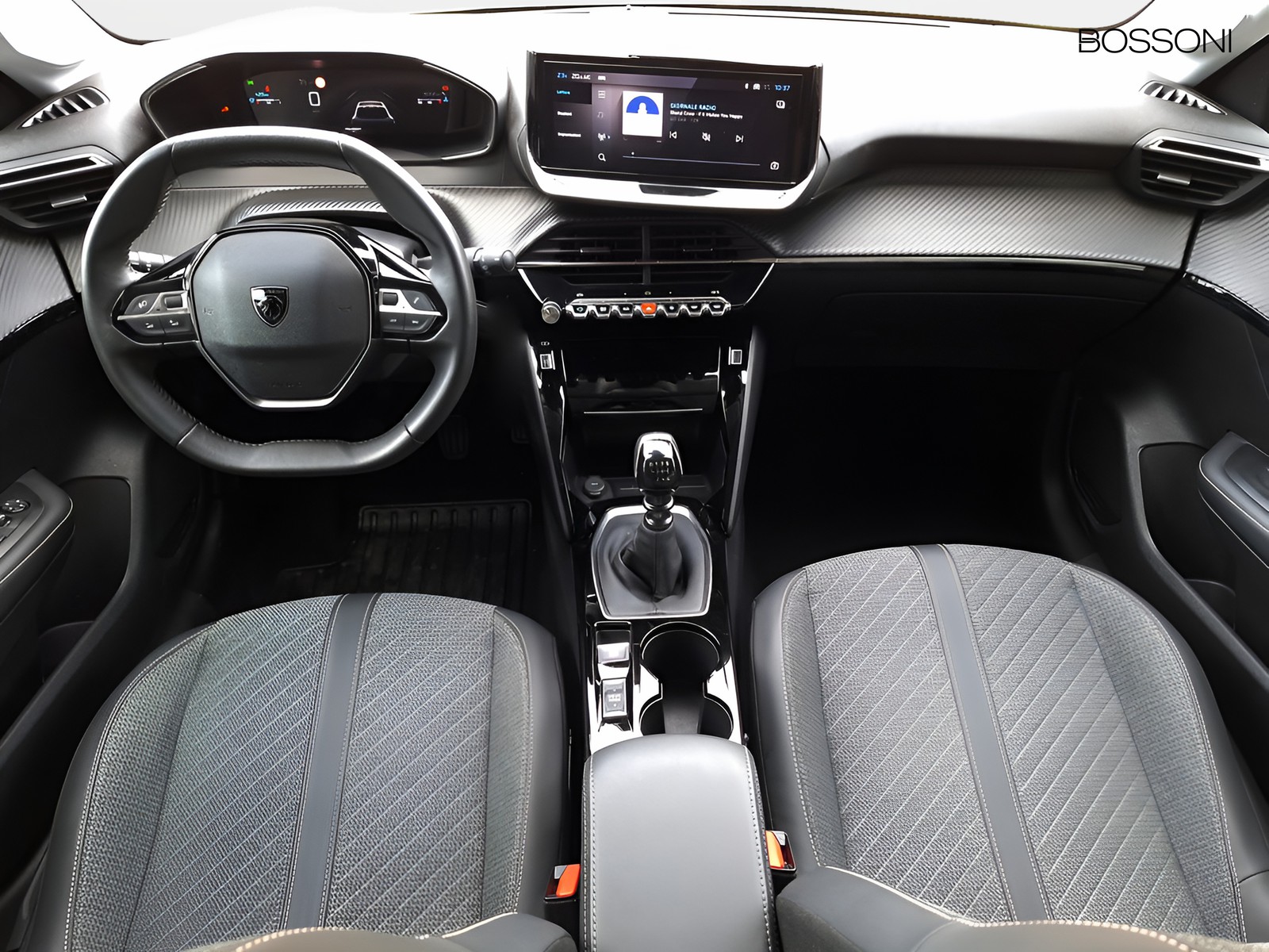 8 - Peugeot 208 1.2 puretech 100cv allure s&s