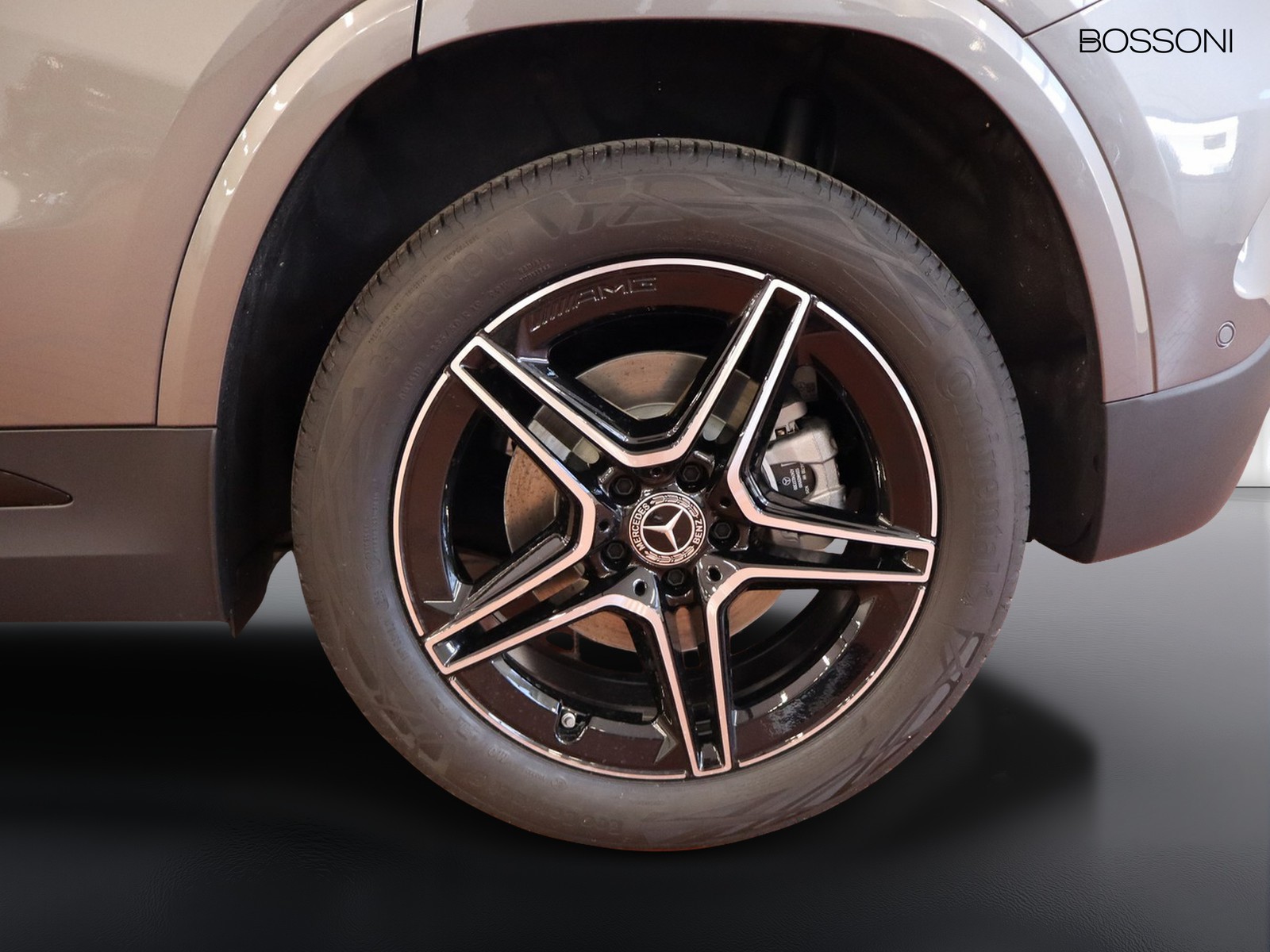 4 - Mercedes GLA 250 e plug-in-hybrid amg line extra 8g-dct