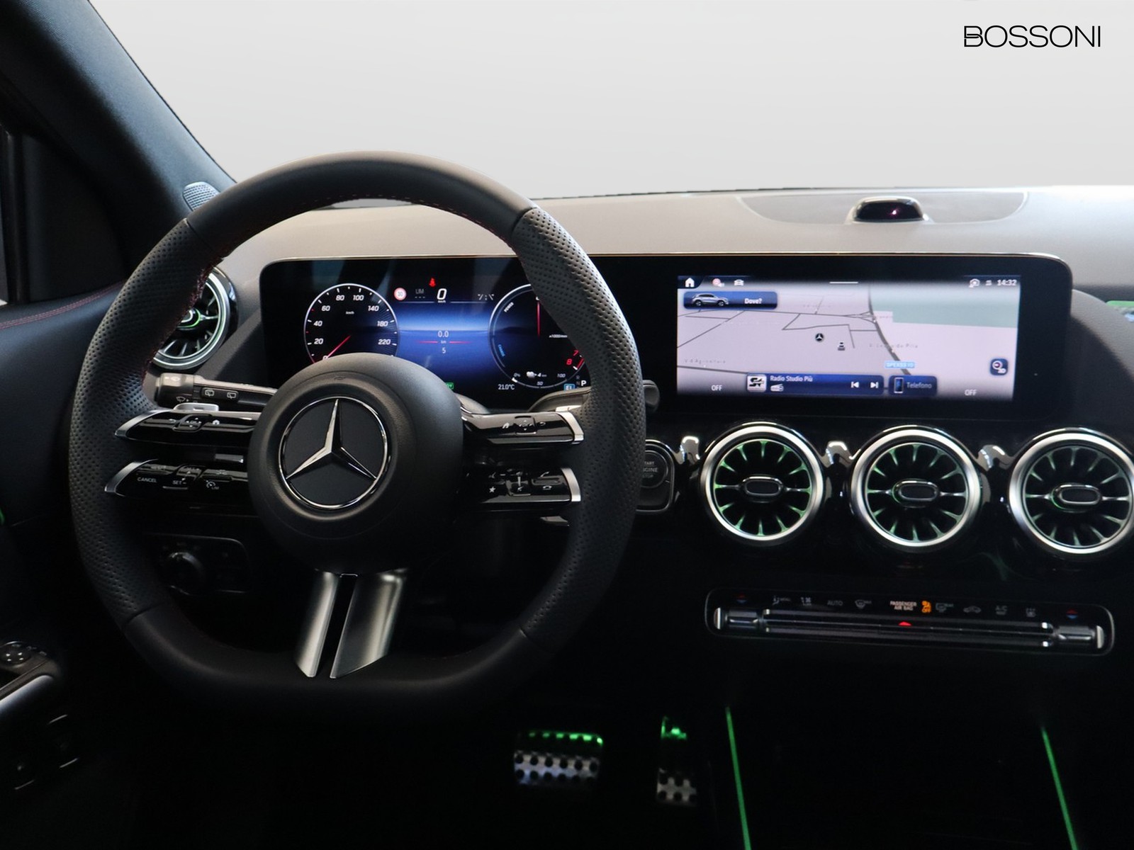 12 - Mercedes GLA 250 e plug-in-hybrid amg line extra 8g-dct
