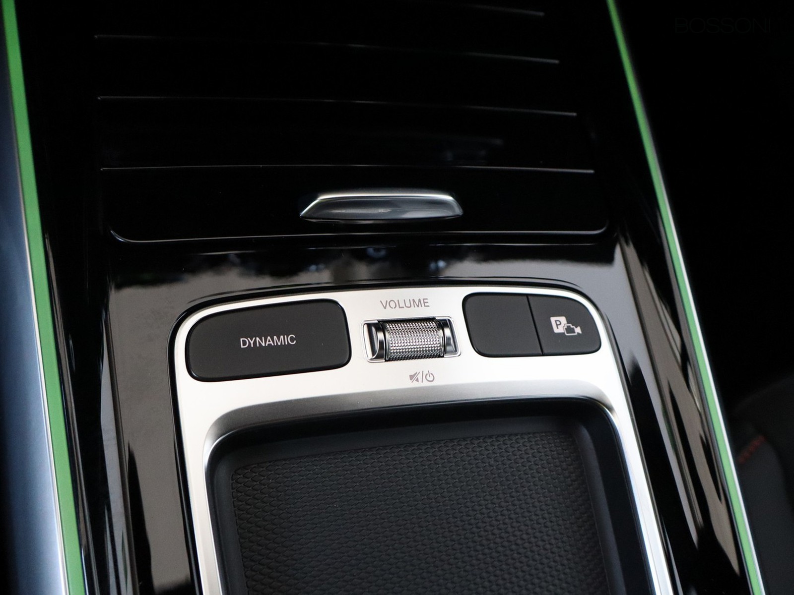 14 - Mercedes GLA 250 e plug-in-hybrid amg line extra 8g-dct