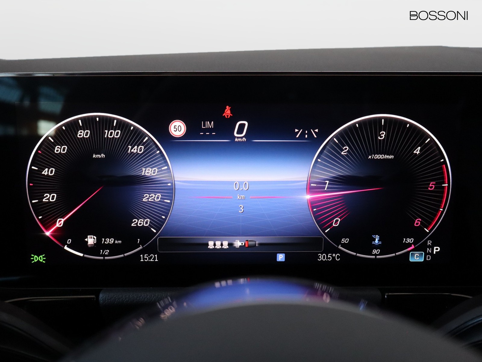 9 - Mercedes GLA 200 d progressive extra 8g-dct