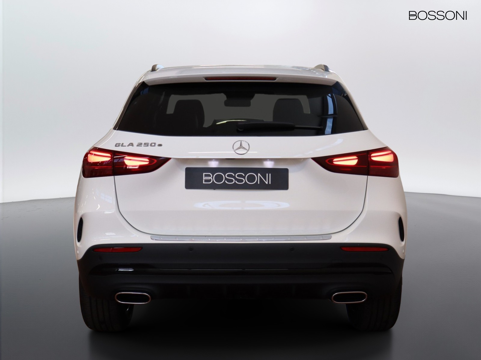 6 - Mercedes GLA 250 e plug-in-hybrid amg line extra 8g-dct