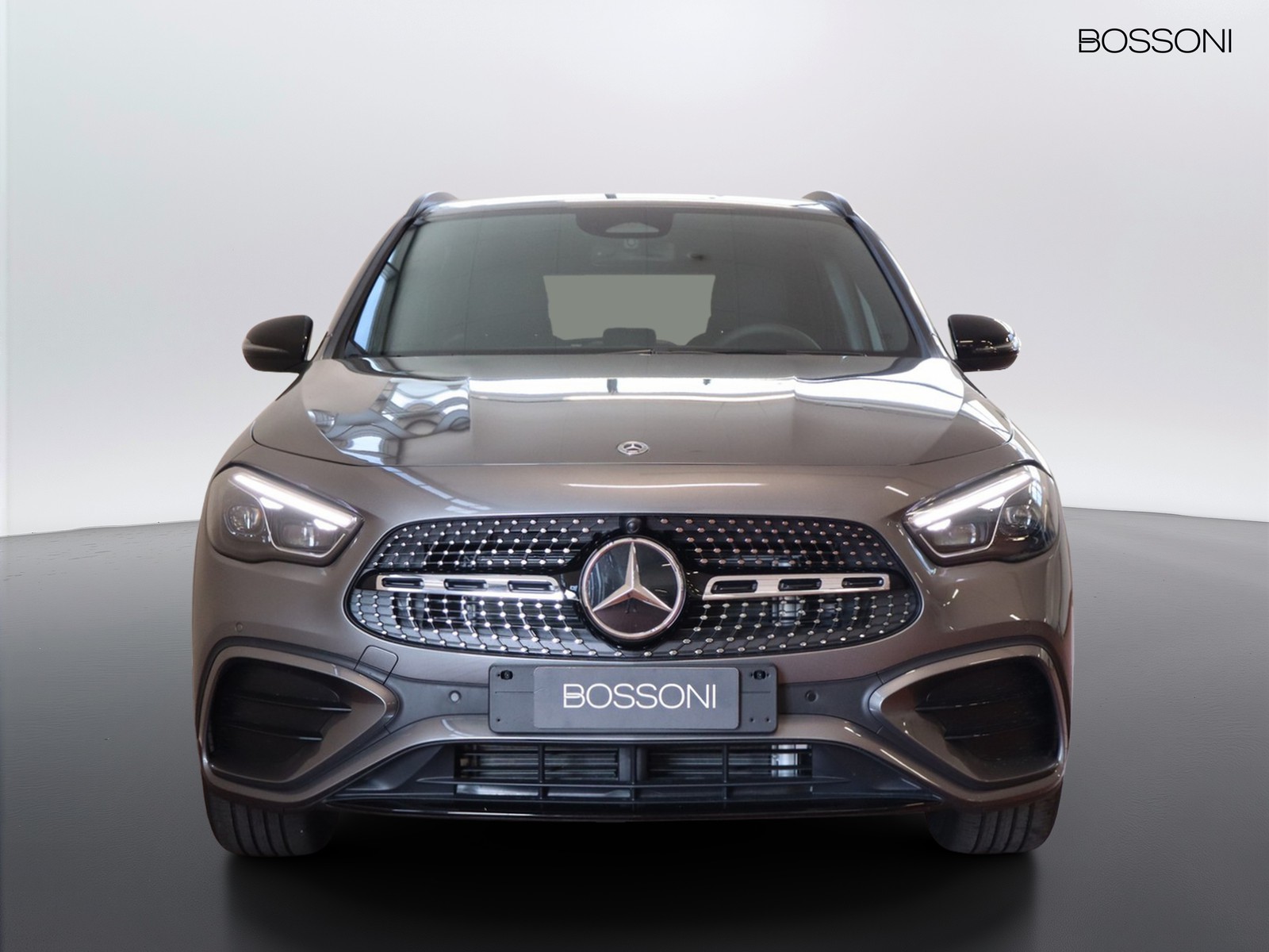 2 - Mercedes GLA 200 d amg line extra 8g-dct