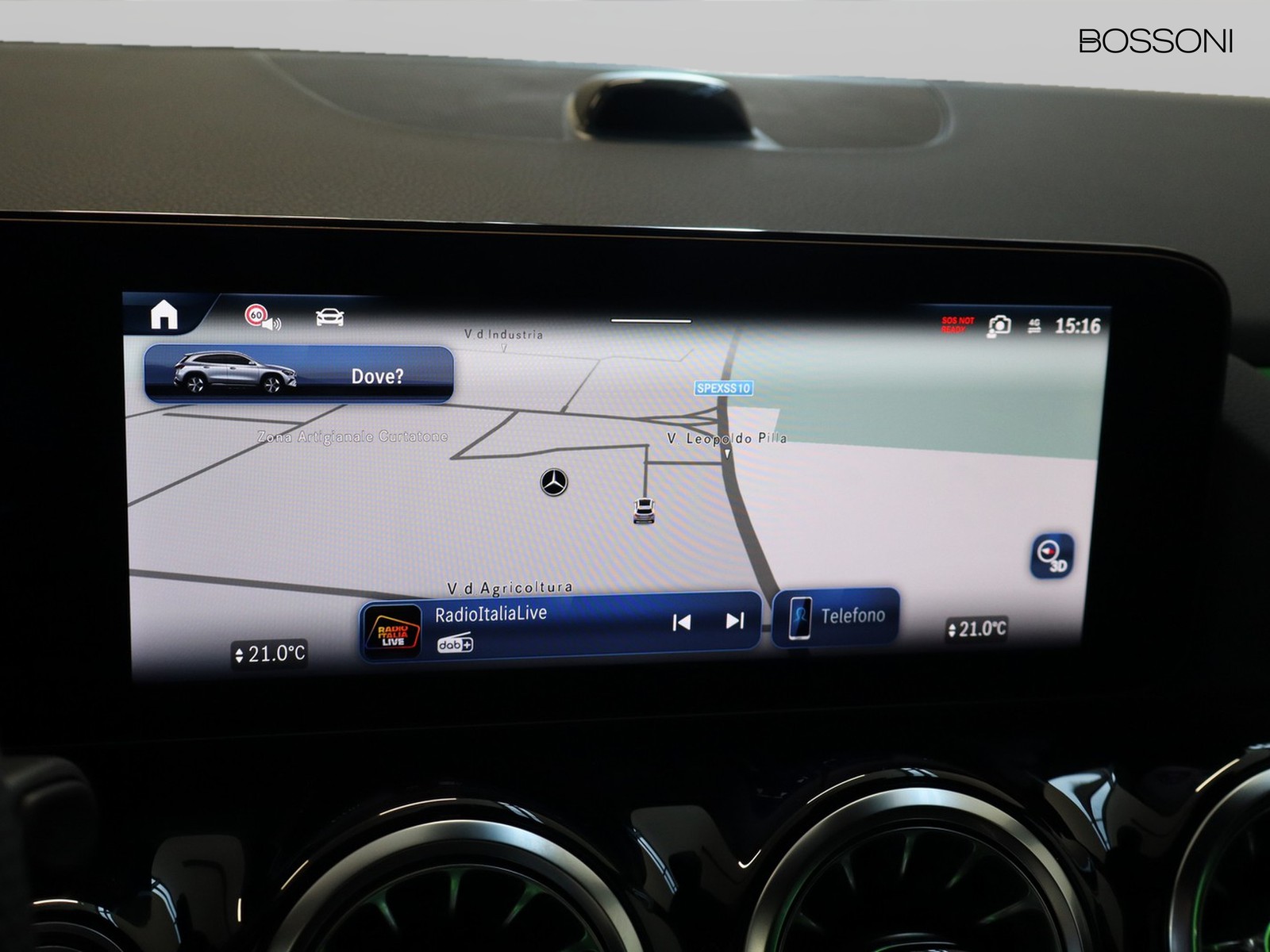 10 - Mercedes GLA 200 d amg line extra 8g-dct