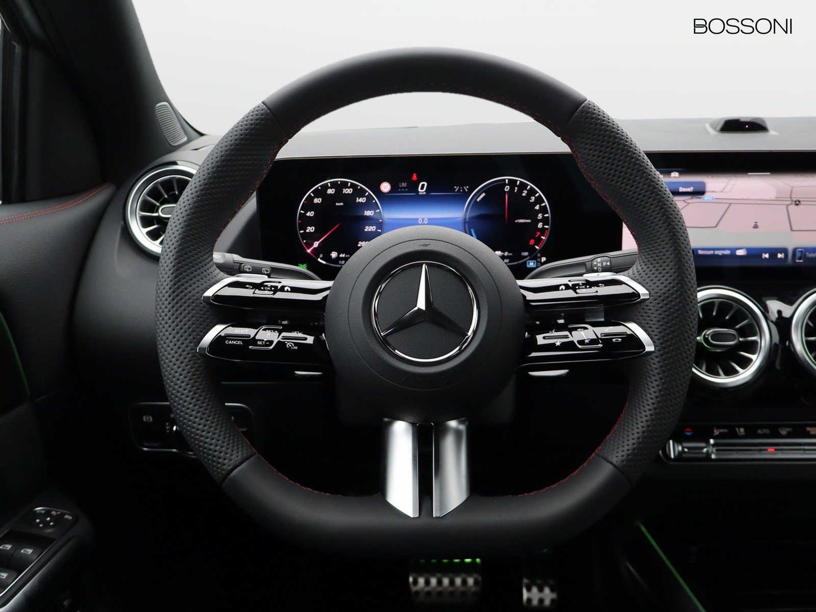17 - Mercedes GLA 250 e plug-in-hybrid amg line extra 8g-dct