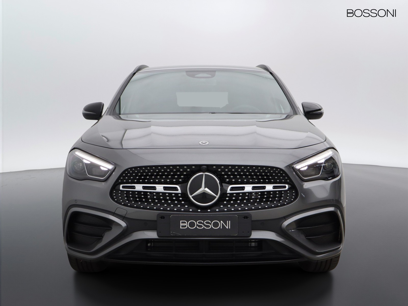 2 - Mercedes GLA 200 d amg line extra 8g-dct