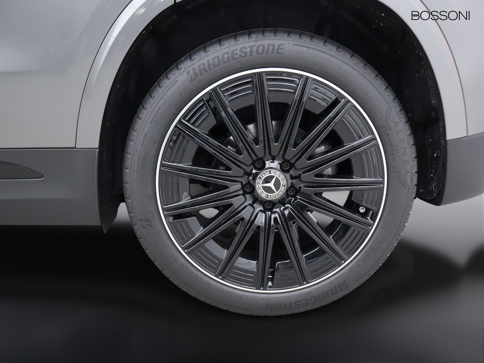 4 - Mercedes GLA 200 d amg line extra 8g-dct