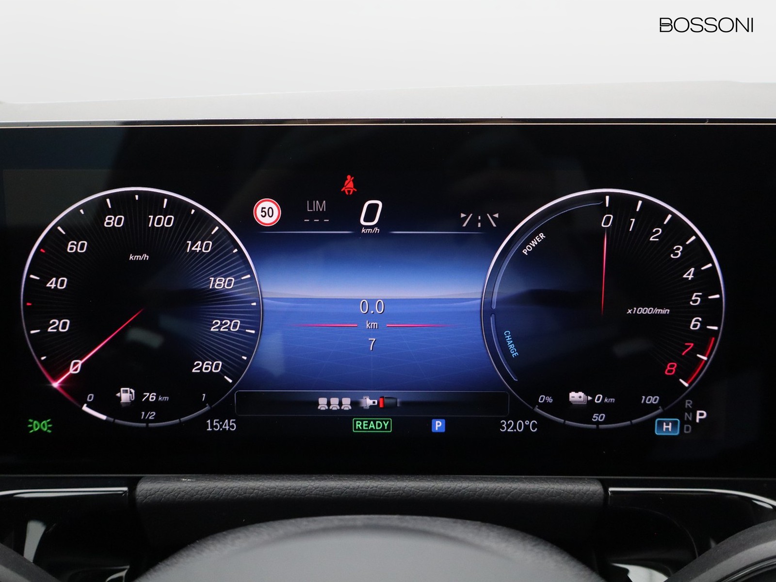9 - Mercedes GLA 250 e plug-in-hybrid amg line extra 8g-dct