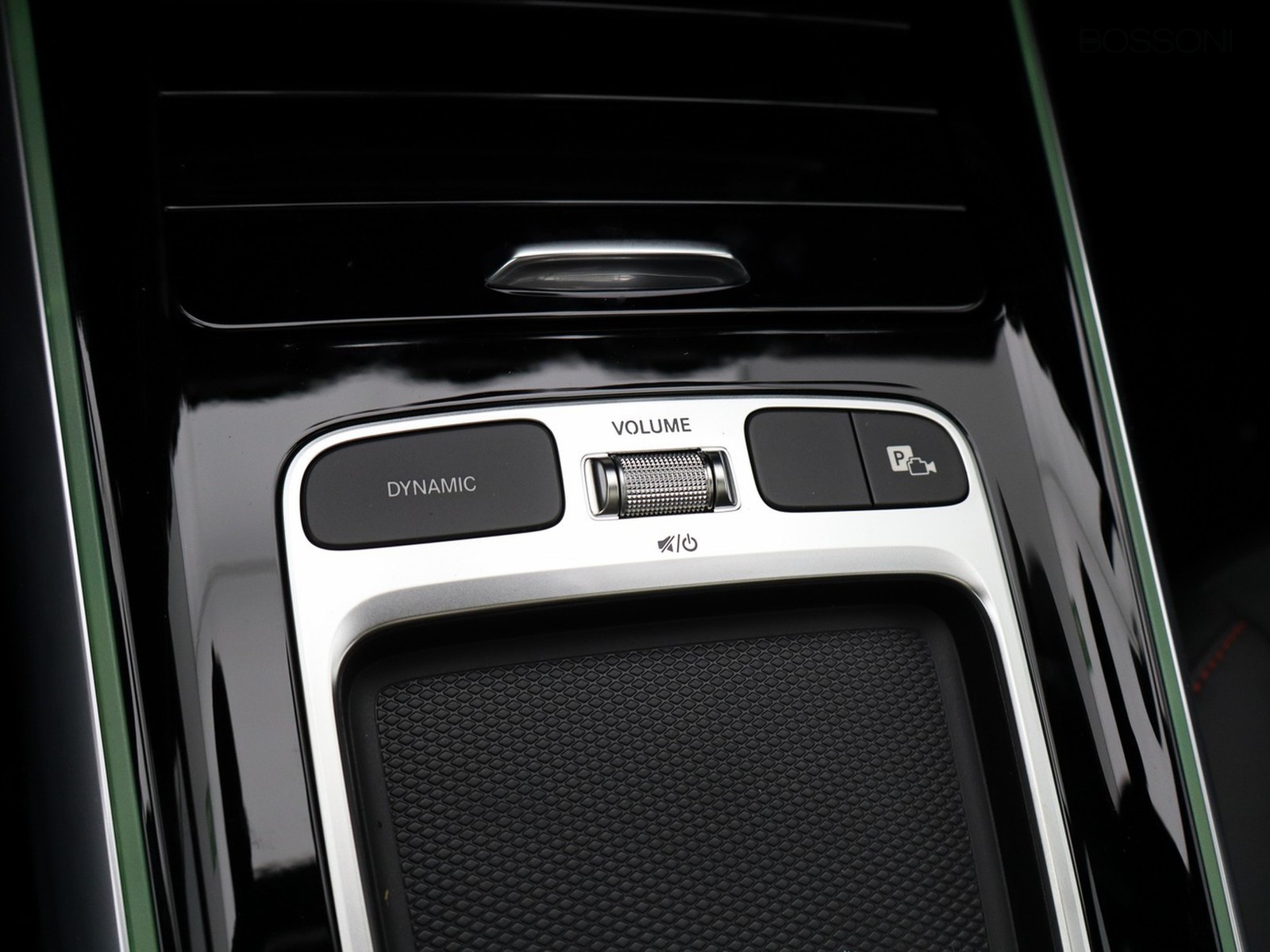 14 - Mercedes GLA 250 e plug-in-hybrid amg line extra 8g-dct
