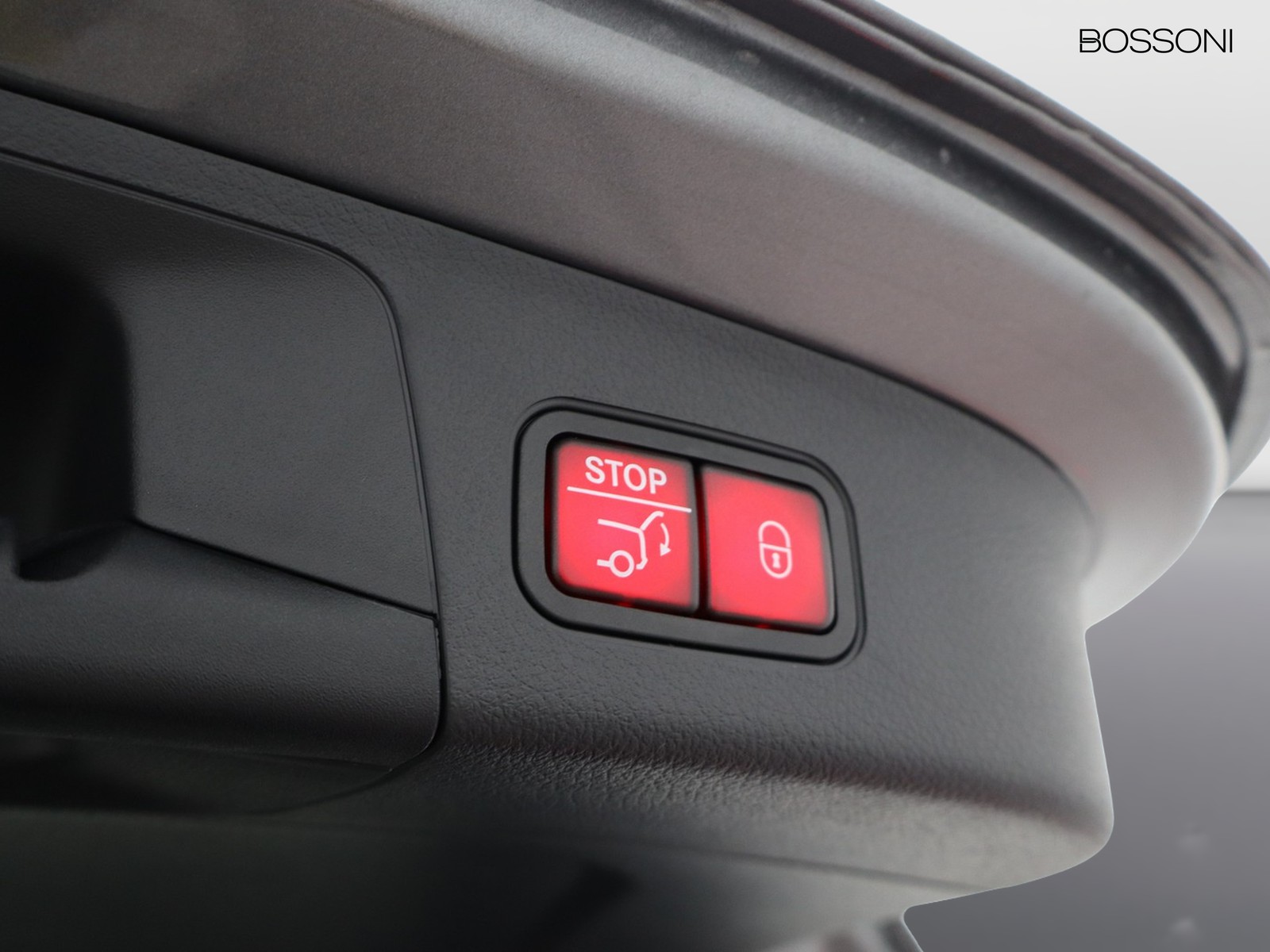 20 - Mercedes GLA 250 e plug-in-hybrid amg line extra 8g-dct
