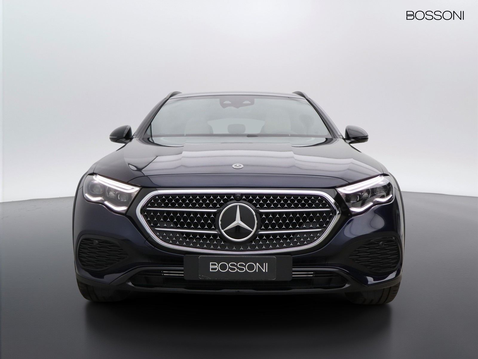 2 - Mercedes Classe E station wagon all-terrain 220 d advanced plus 4matic 9g-tronic