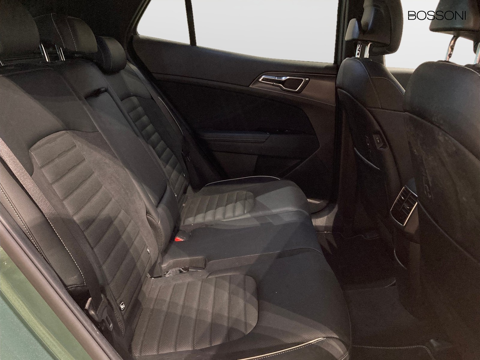 8 - Kia Sportage 1.6 t-gdi phev 245cv gt-line plus awd at6