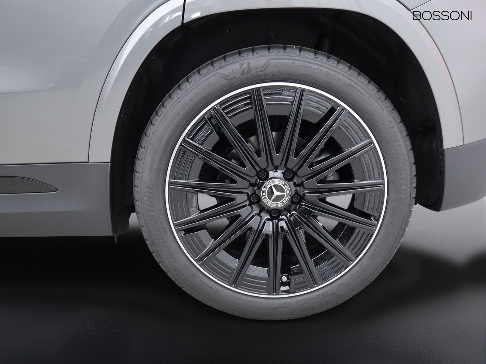 4 - Mercedes GLA 200 d amg line extra 8g-dct