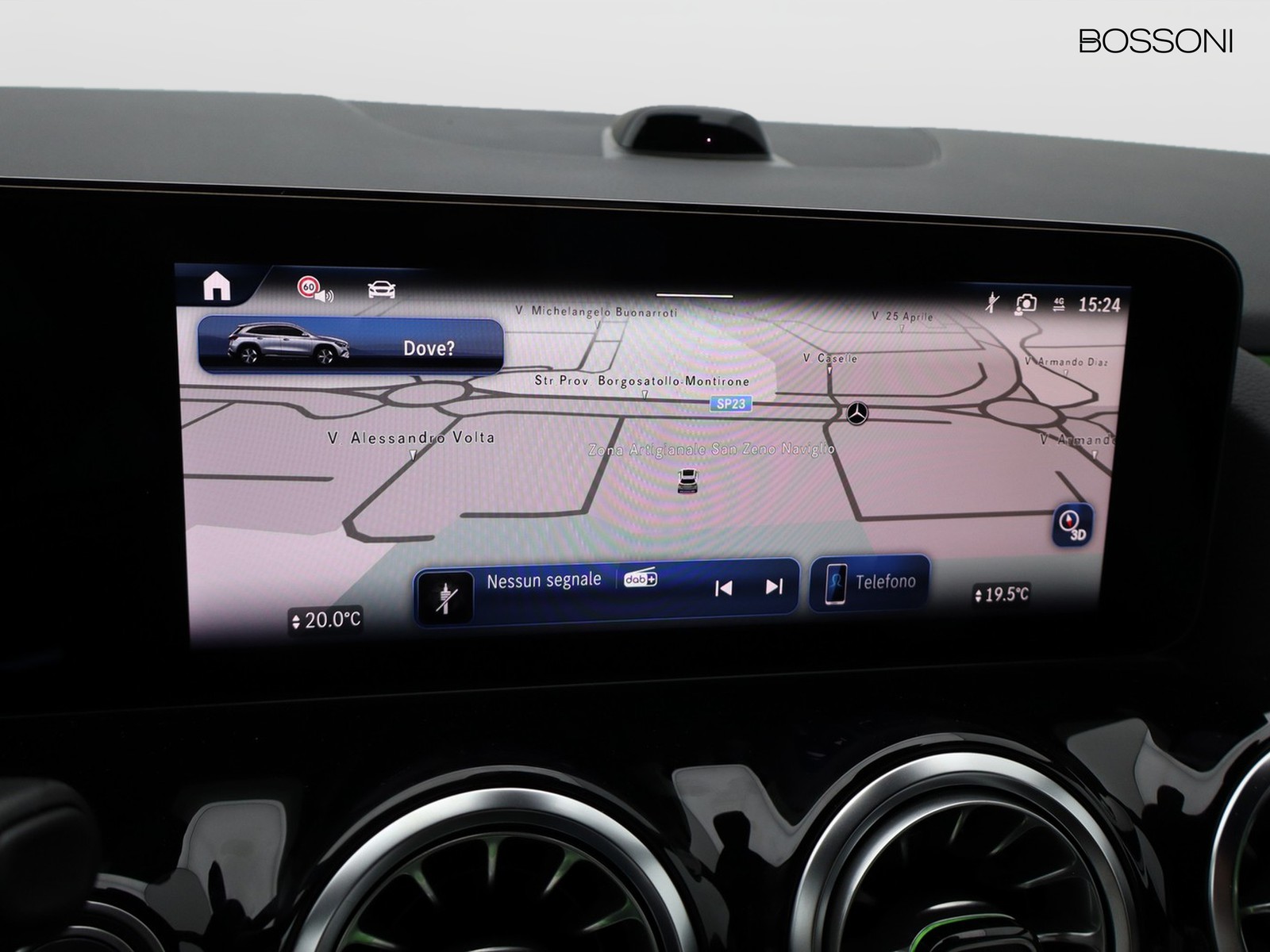 10 - Mercedes GLA 200 d amg line extra 8g-dct