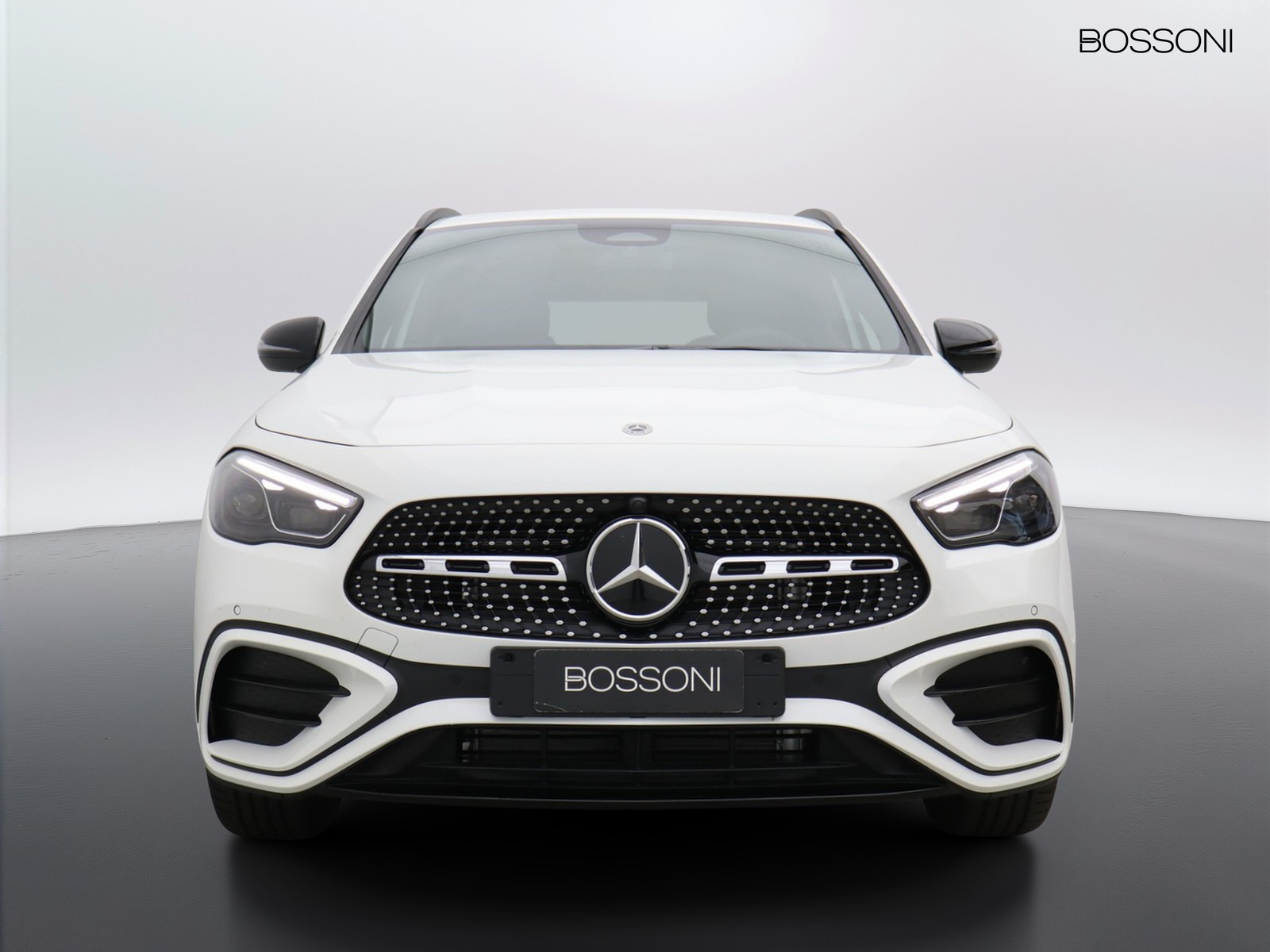 2 - Mercedes GLA 200 d amg line extra 8g-dct