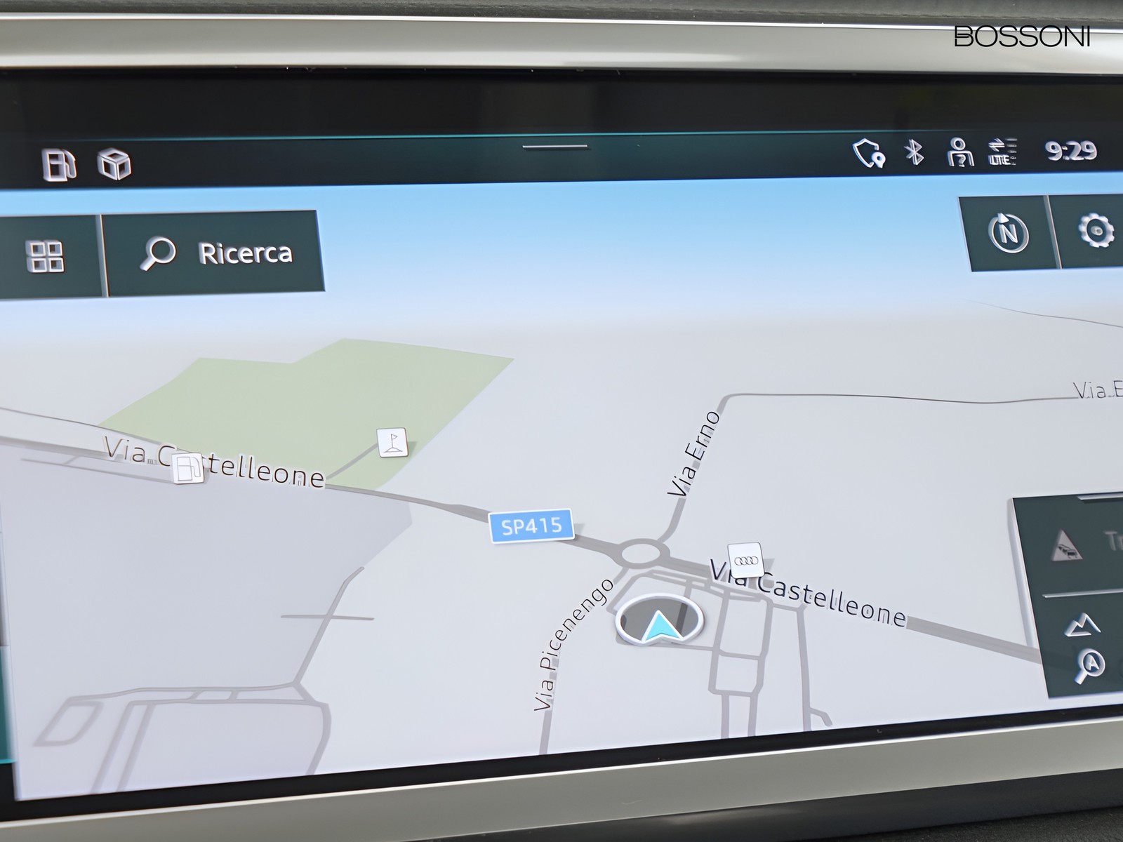 10 - Audi Q3 35 2.0 tdi business advanced