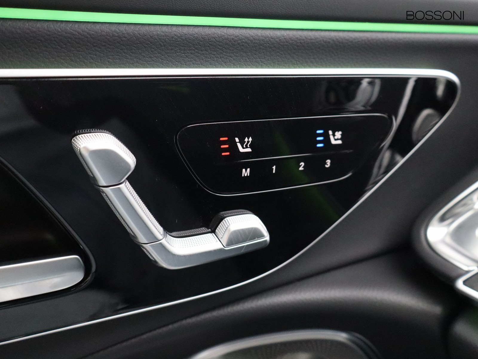 15 - Mercedes Classe E station wagon all-terrain 300 de plug-in hybrid premium 4matic 9g-tronic