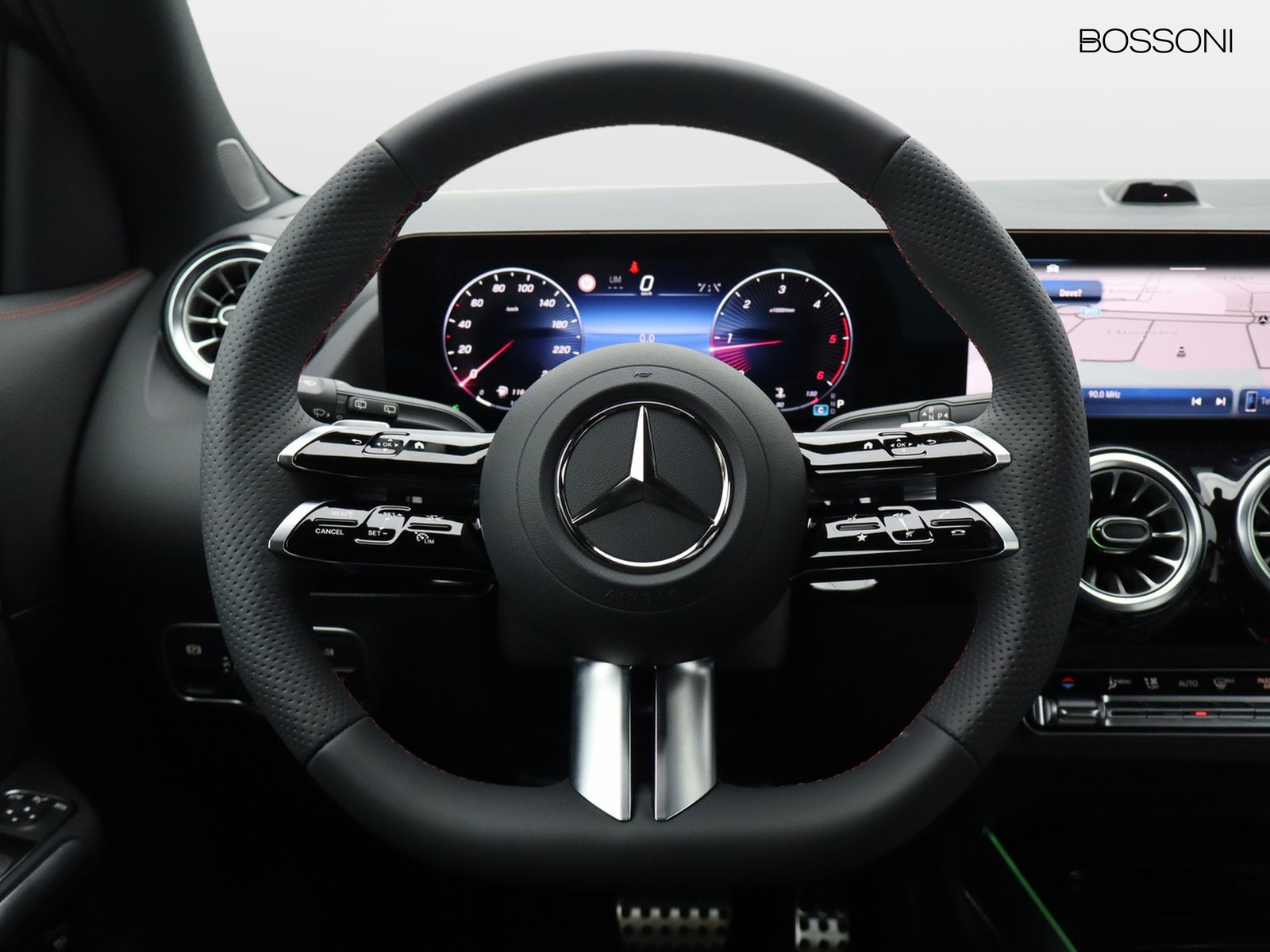 17 - Mercedes GLA 200 d amg line advanced plus 4matic 8g-dct