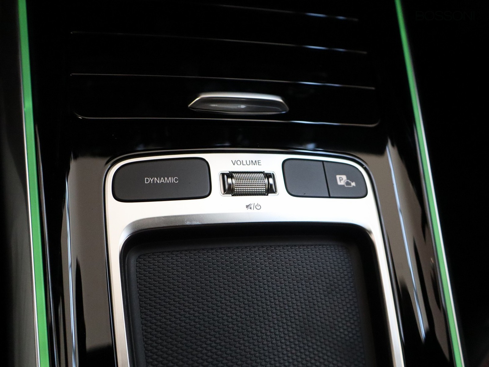 14 - Mercedes GLA 200 d amg line extra 8g-dct