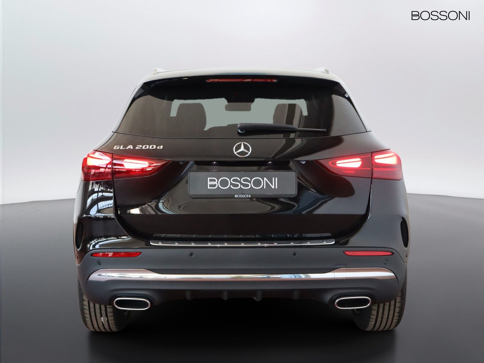 5 - Mercedes GLA 200 d amg line extra 8g-dct