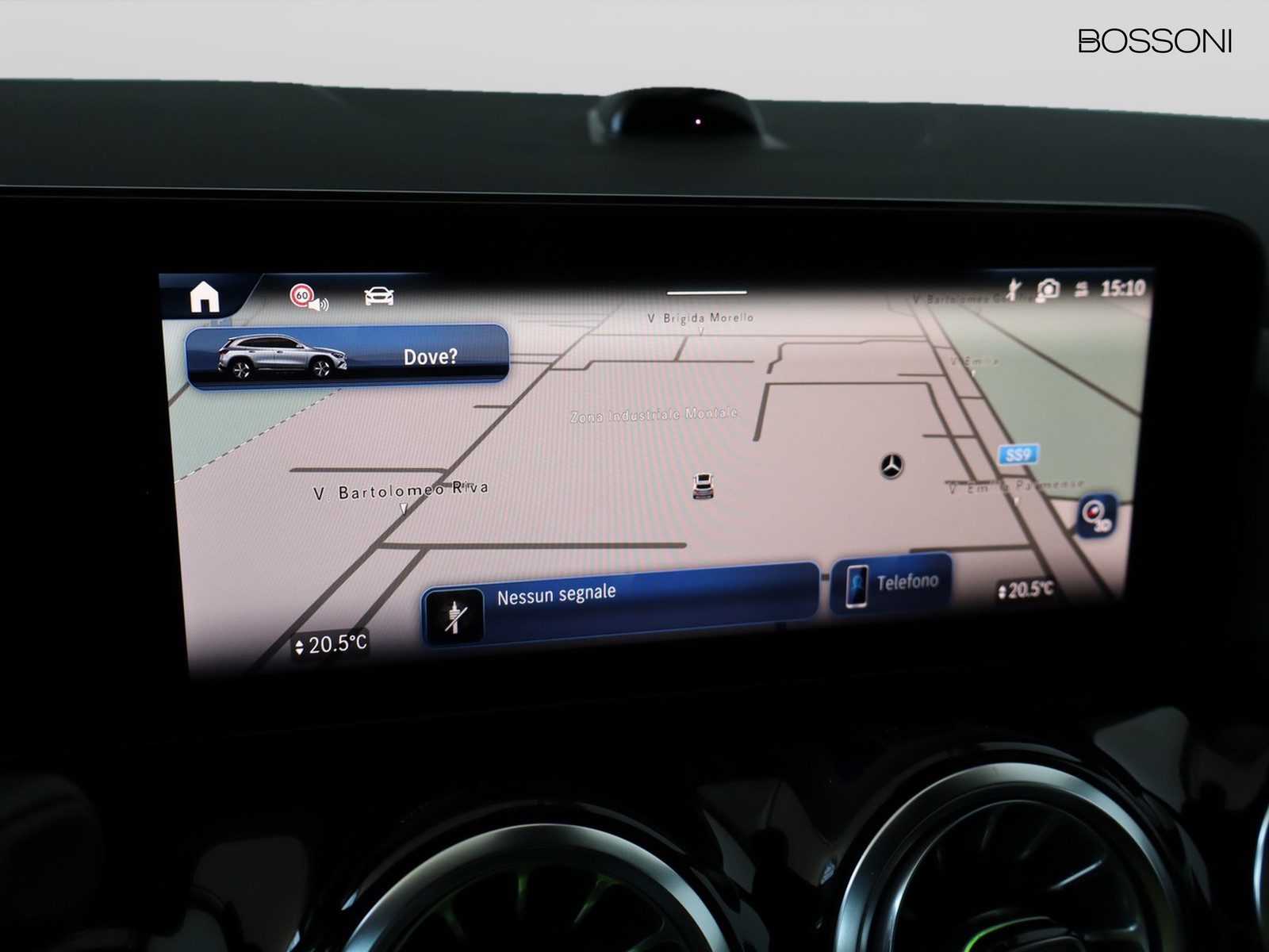 9 - Mercedes GLA 200 d amg line extra 8g-dct