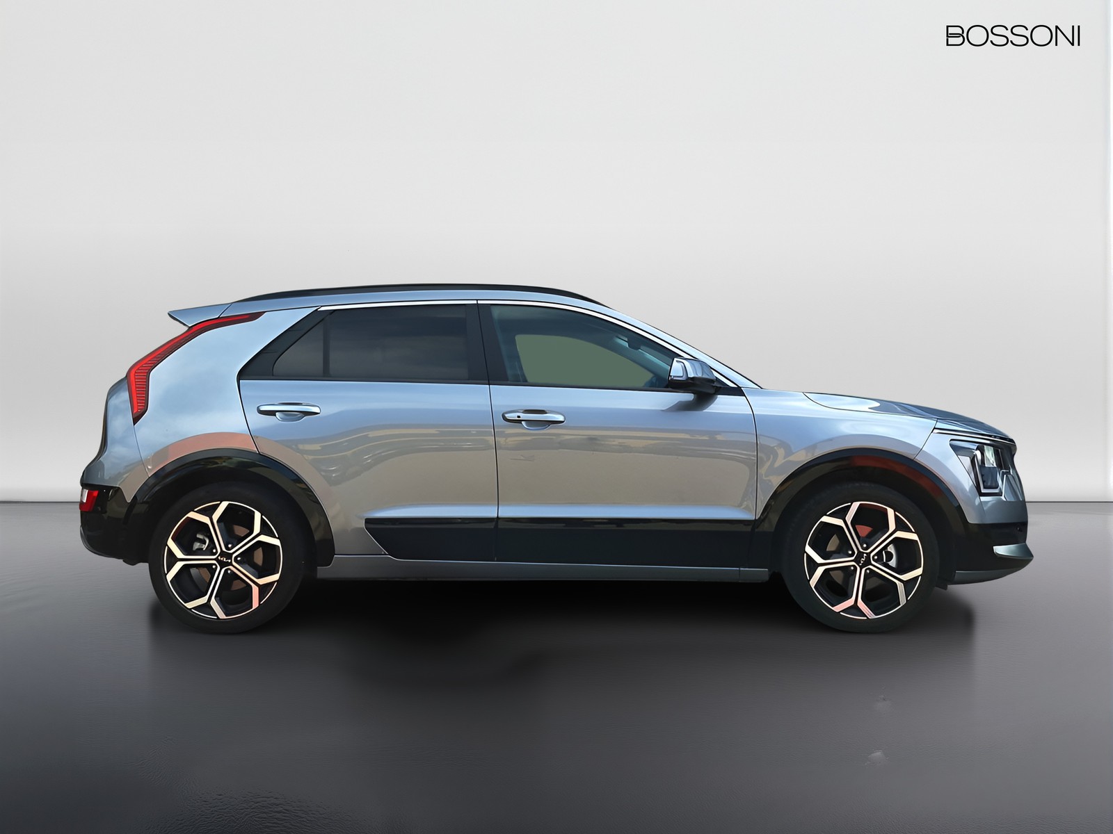 4 - Kia Niro 1.6 gdi hybrid style dct6