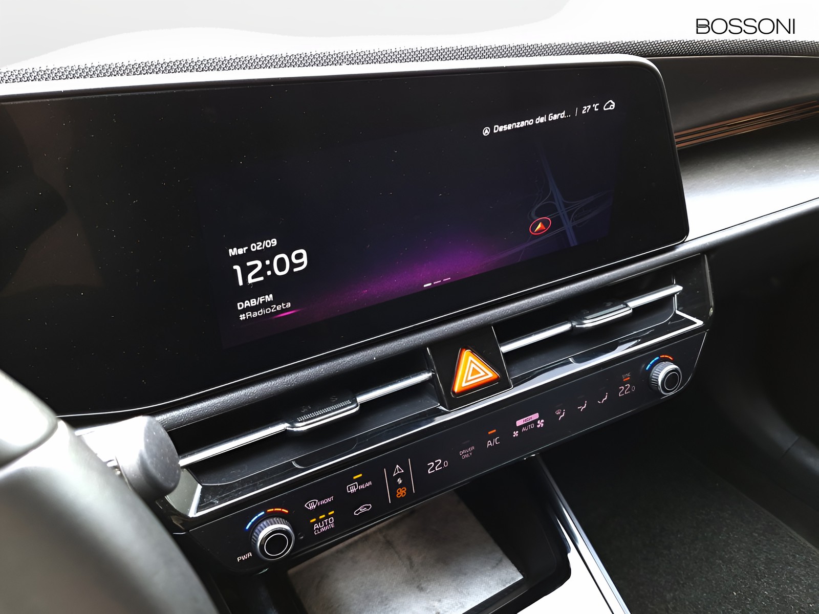 17 - Kia Niro 1.6 gdi hybrid style dct6