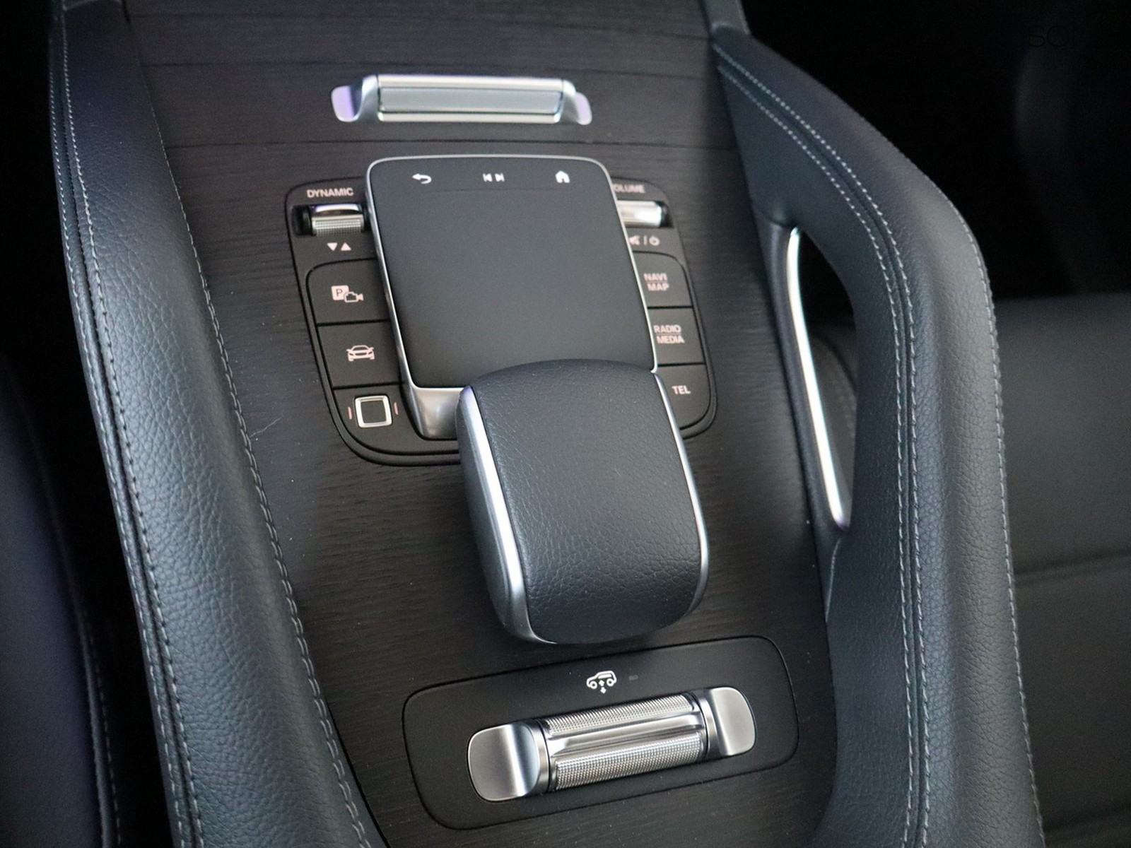 15 - Mercedes Classe GLE gle 450 d mild hybrid amg line premium 4matic 9g-tronic plus
