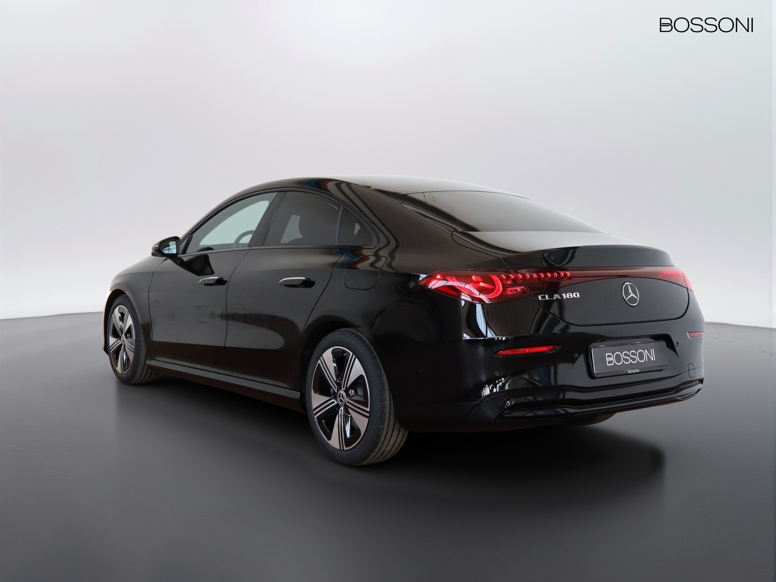5 - Mercedes CLA 180 advanced plus auto