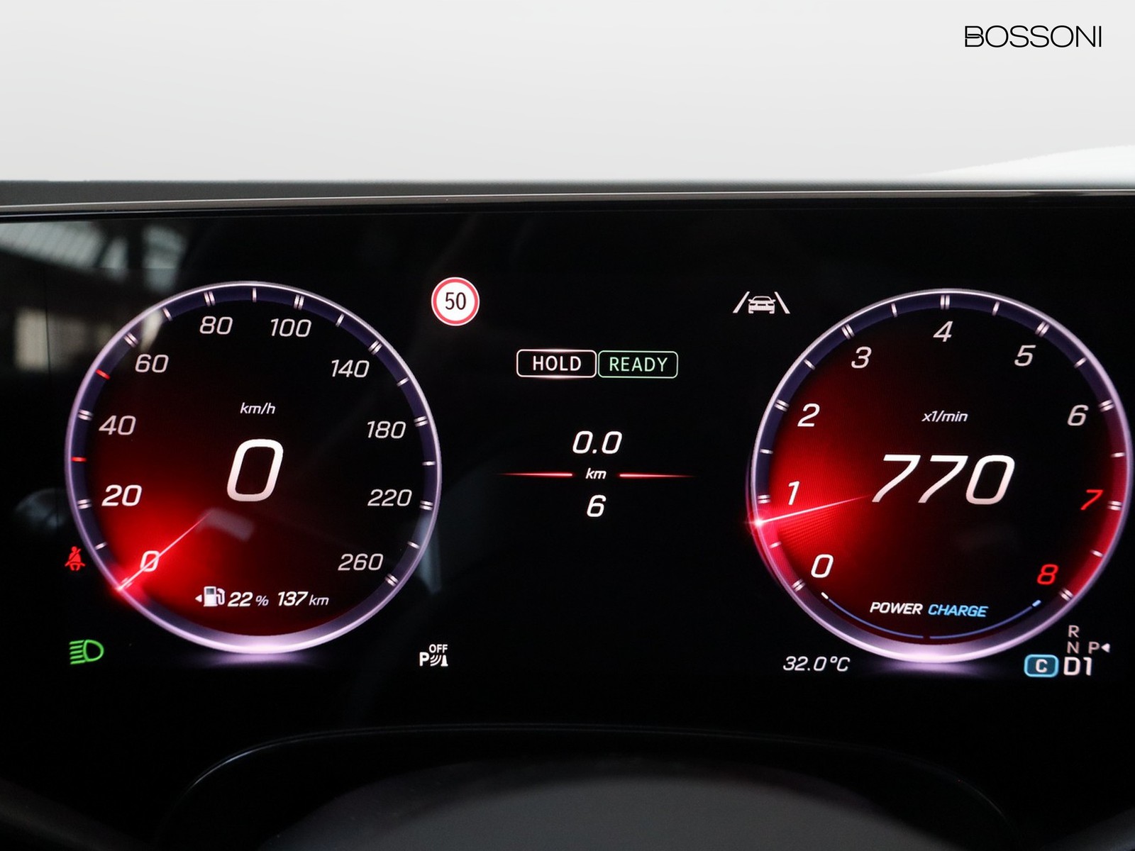 9 - Mercedes GLB 200 advanced plus 8g-edct