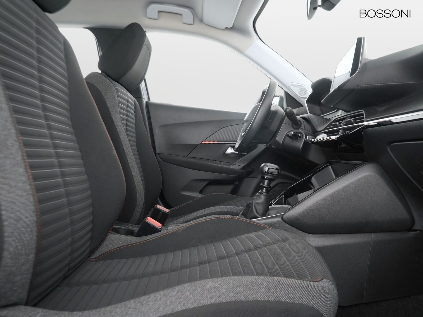 8 - Peugeot 2008 1.2 puretech 100cv active s&s