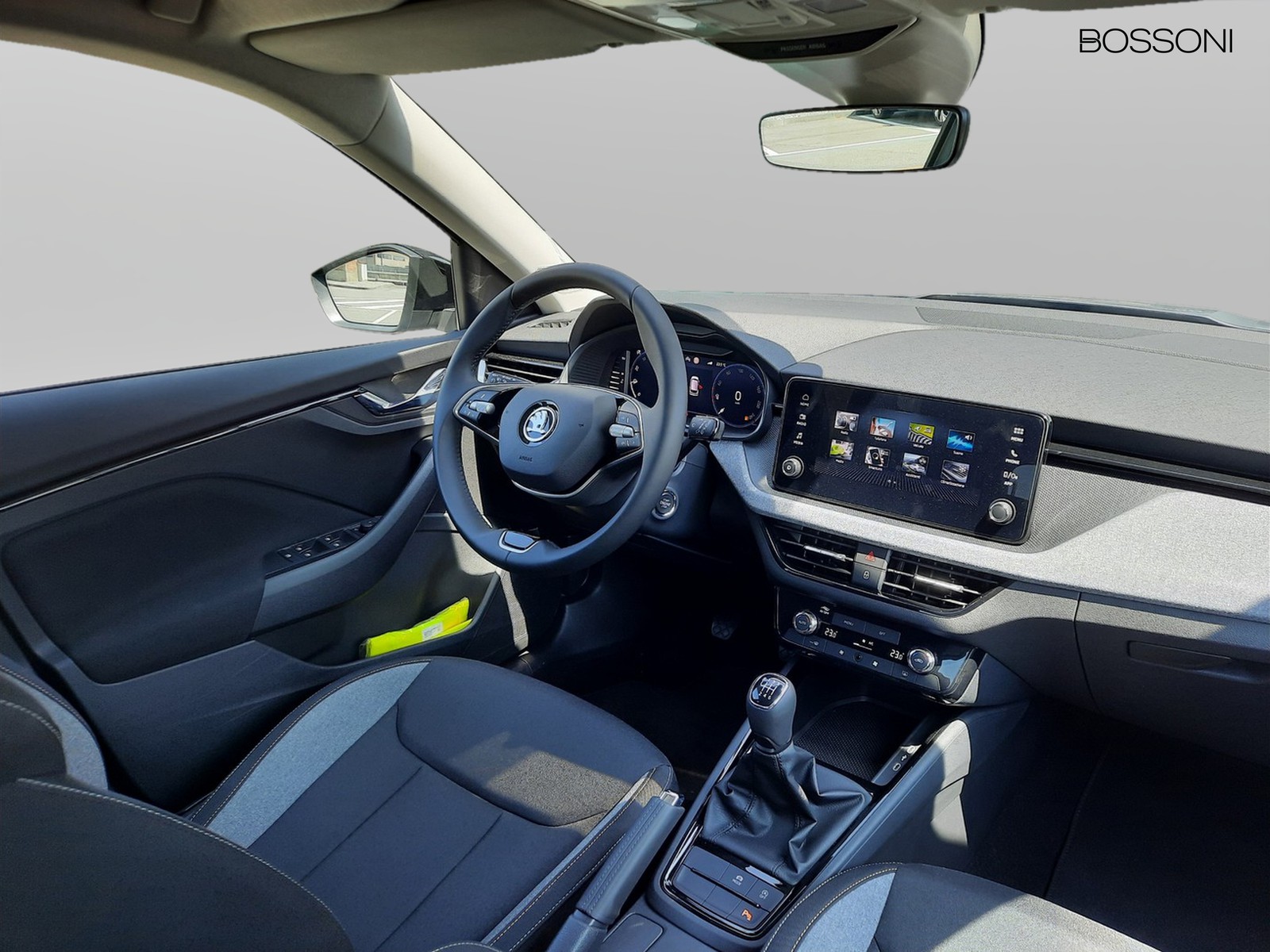 6 - Skoda Kamiq 1.0 tsi 115cv style