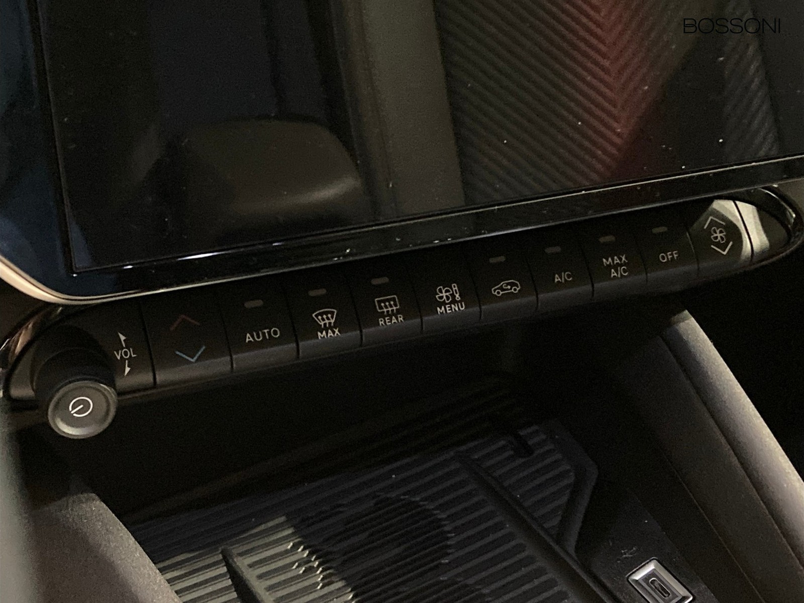 15 - Alfa Romeo Junior 1.2 hybrid 145cv ibrida ti edct6
