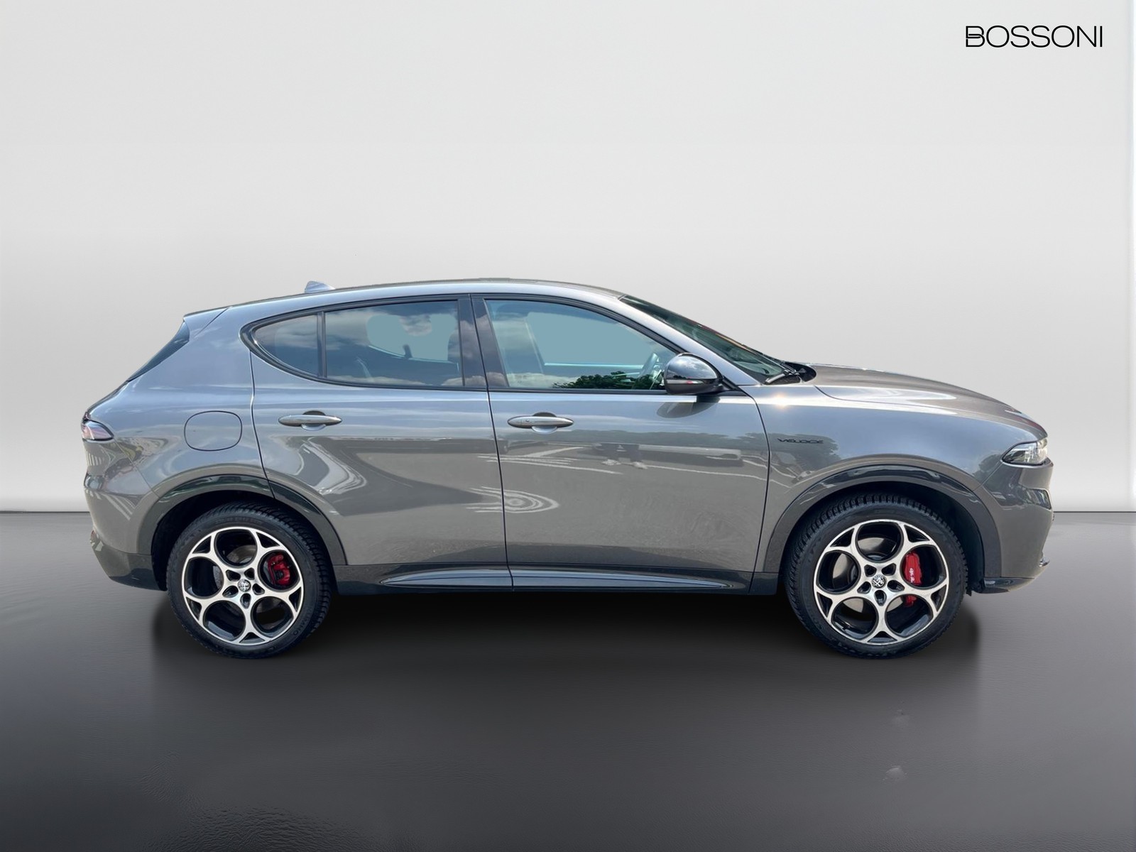 16 - Alfa Romeo Tonale 1.3 plug in hybrid 280cv veloce q4 at6