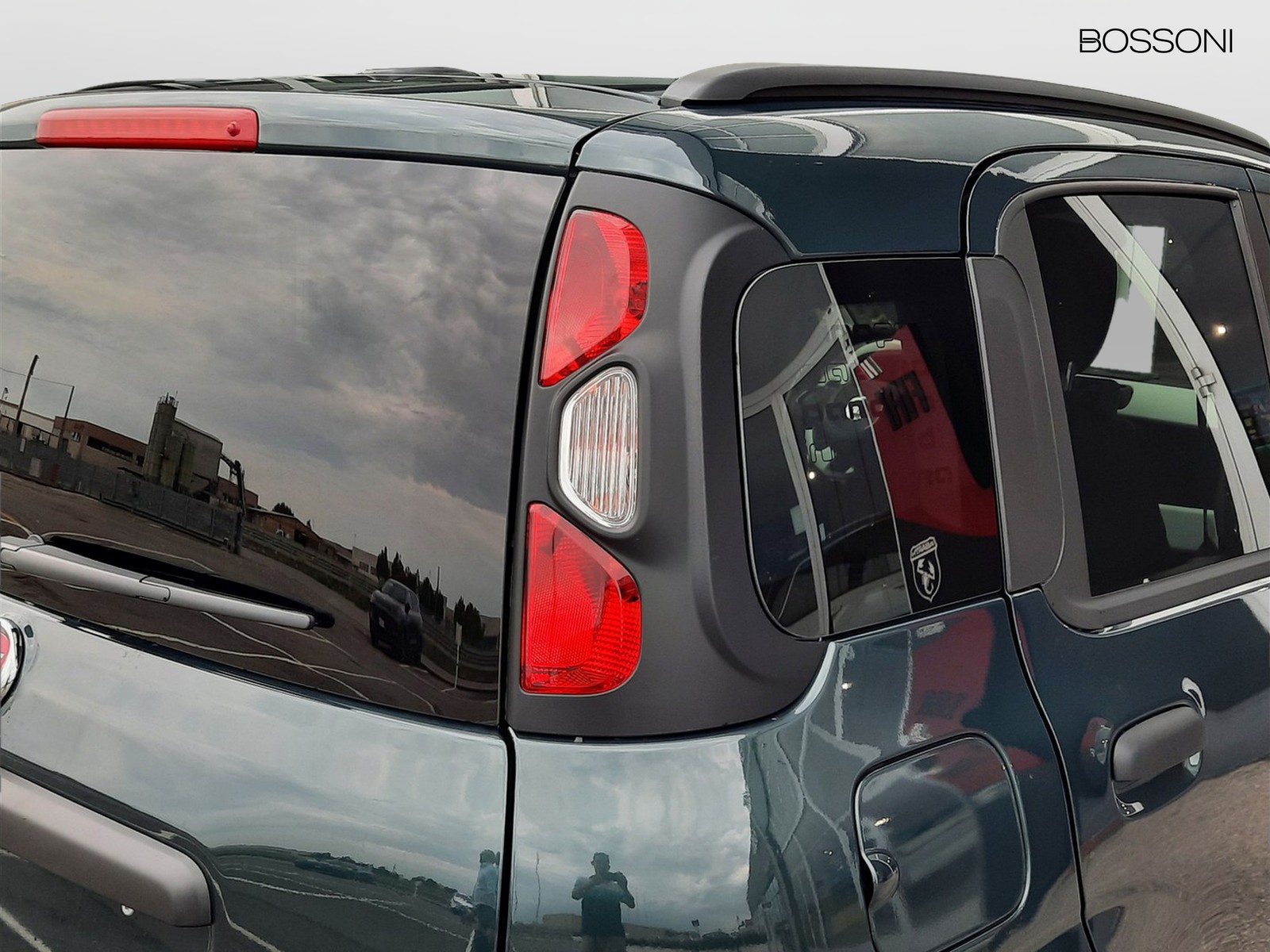 24 - Fiat Pandina cross 1.0 firefly hybrid 65cv cross s&s