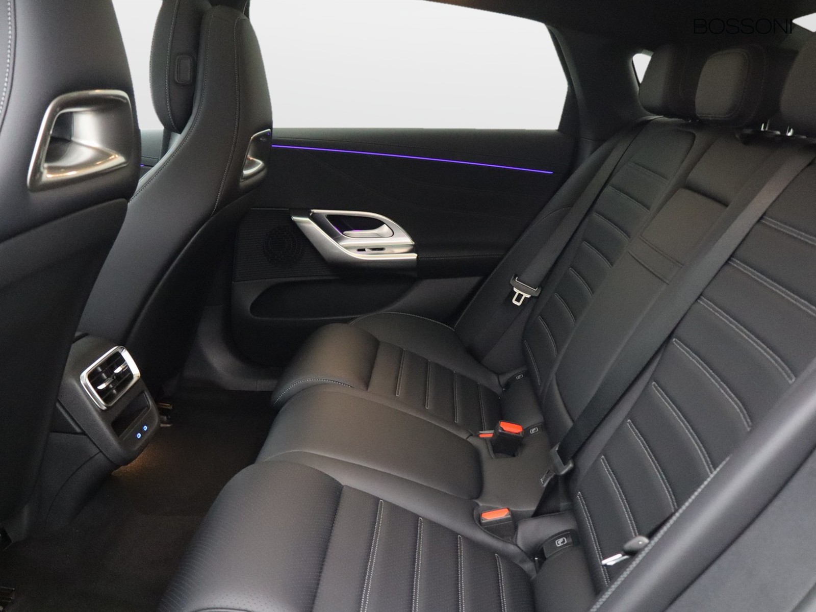8 - Mercedes Classe C 400 elettrica advanced plus 4matic