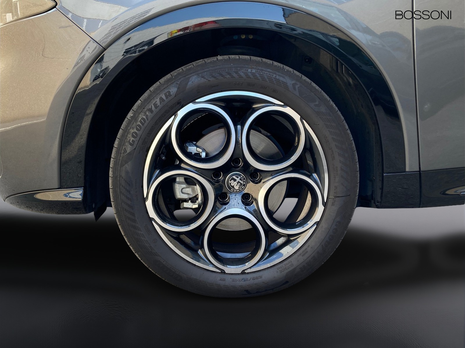 6 - Alfa Romeo Tonale 1.5 hybrid 130cv sprint tct7
