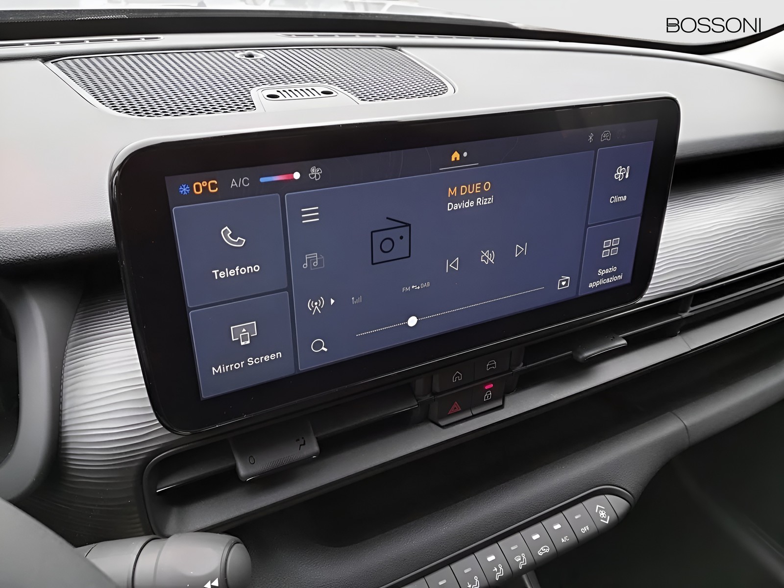 11 - Jeep Avenger 1.2 turbo 100cv longitude fwd