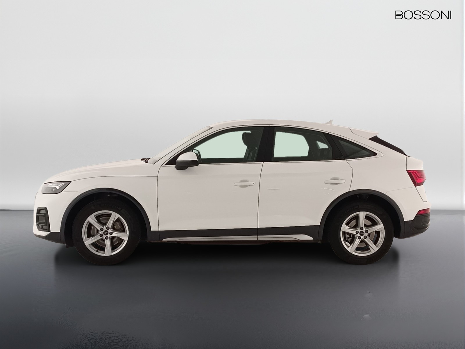 15 - Audi Q5 sportback 35 2.0 tdi mhev 12v business advanced s tronic