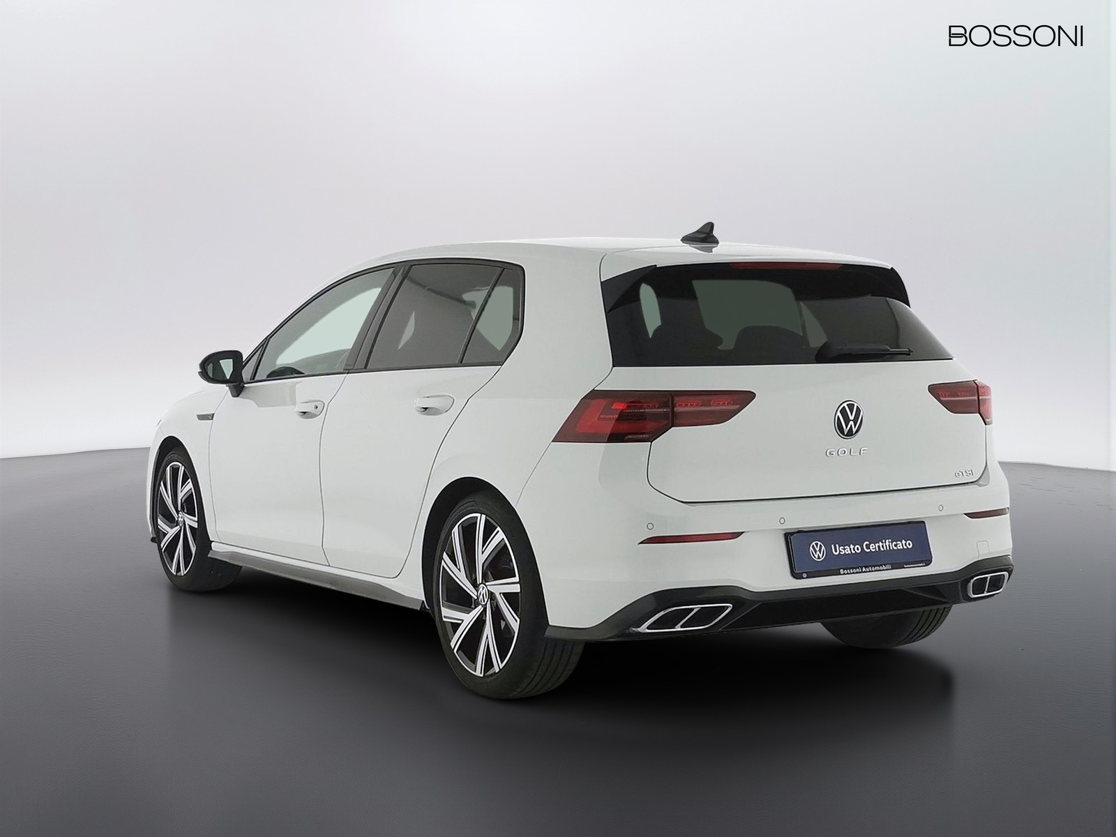 4 - Volkswagen Golf 1.5 etsi evo act 150cv r-line dsg