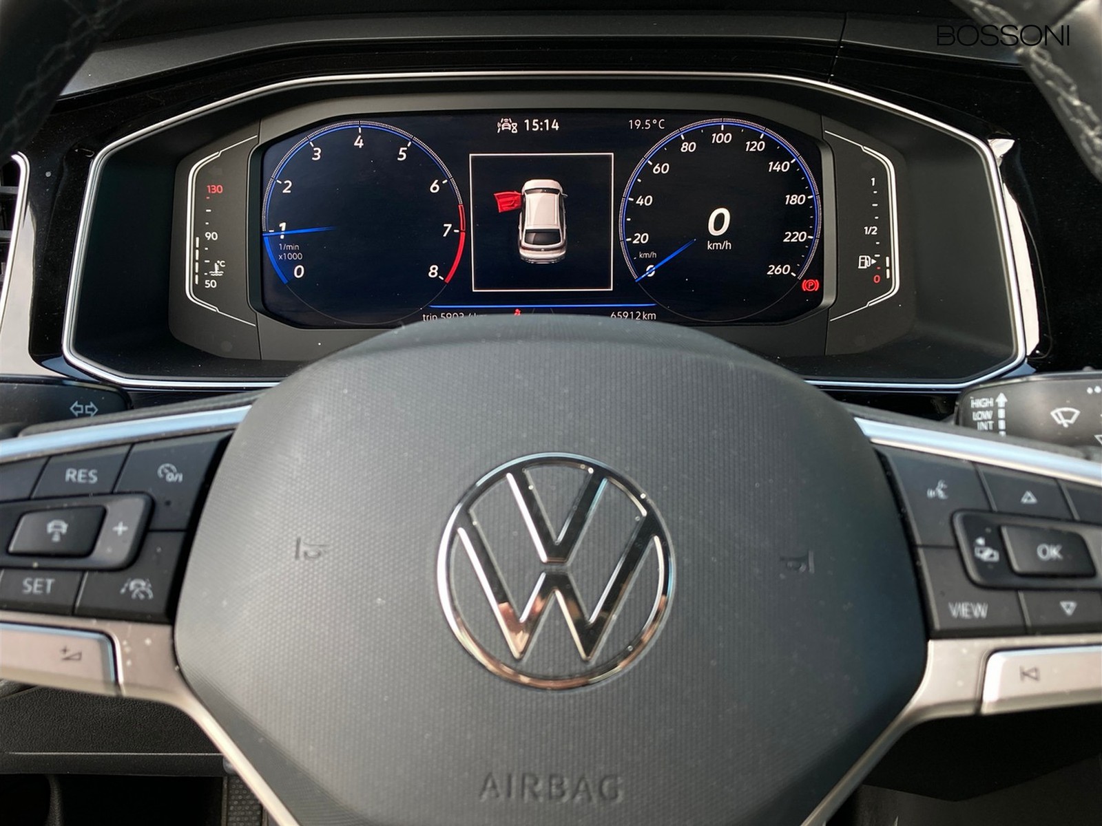 24 - Volkswagen Taigo 1.0 tsi 110cv r-line