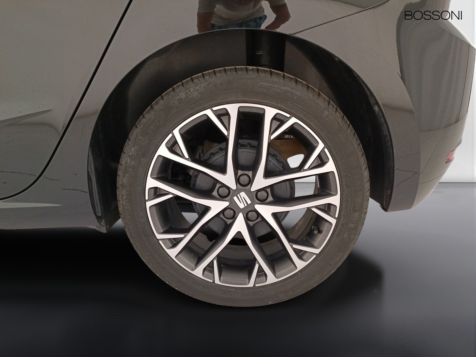 24 - SEAT Ibiza 5 porte 1.0 ecotsi 95cv black edition