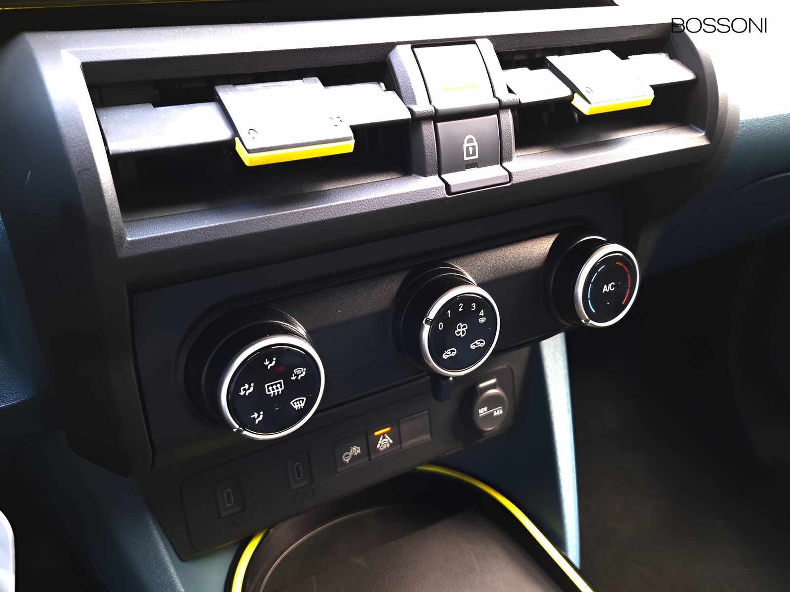 17 - Fiat Grande Panda 1.2 hybrid 110cv icon