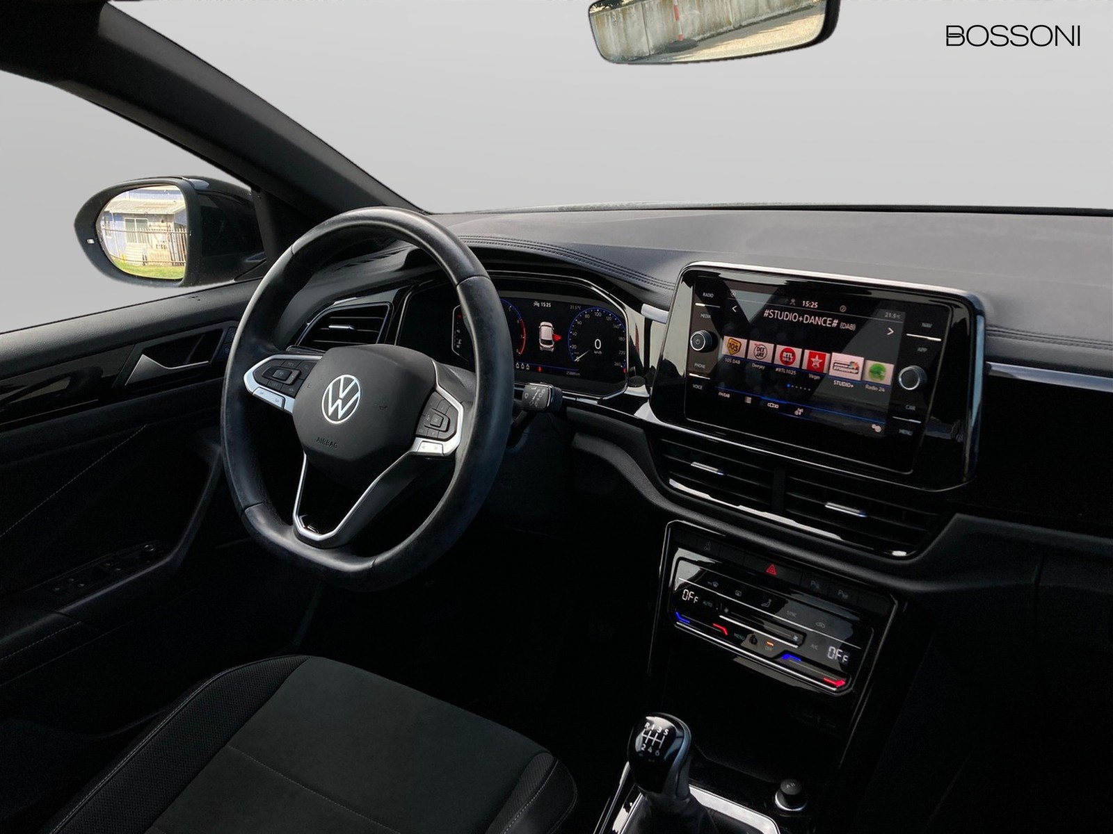 10 - Volkswagen T-Roc 1.0 tsi 110cv style