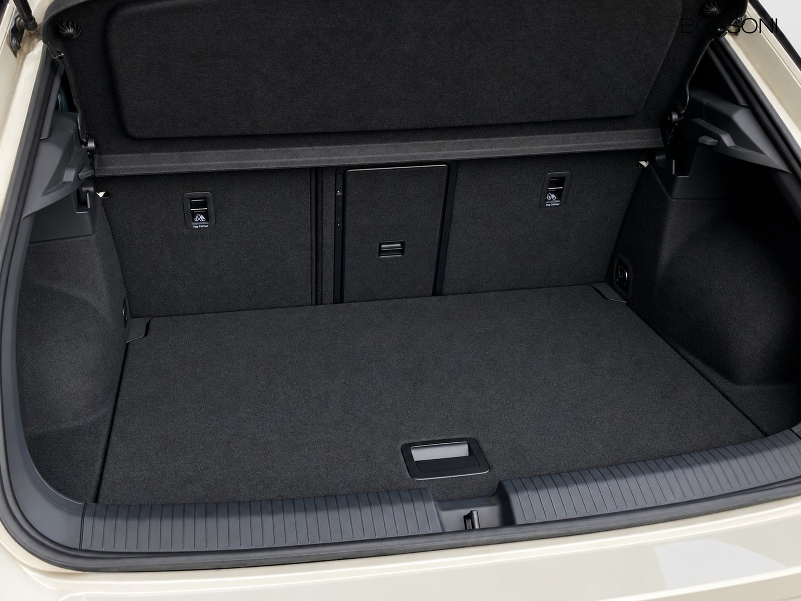 23 - Volkswagen T-Roc 1.0 tsi 110cv style