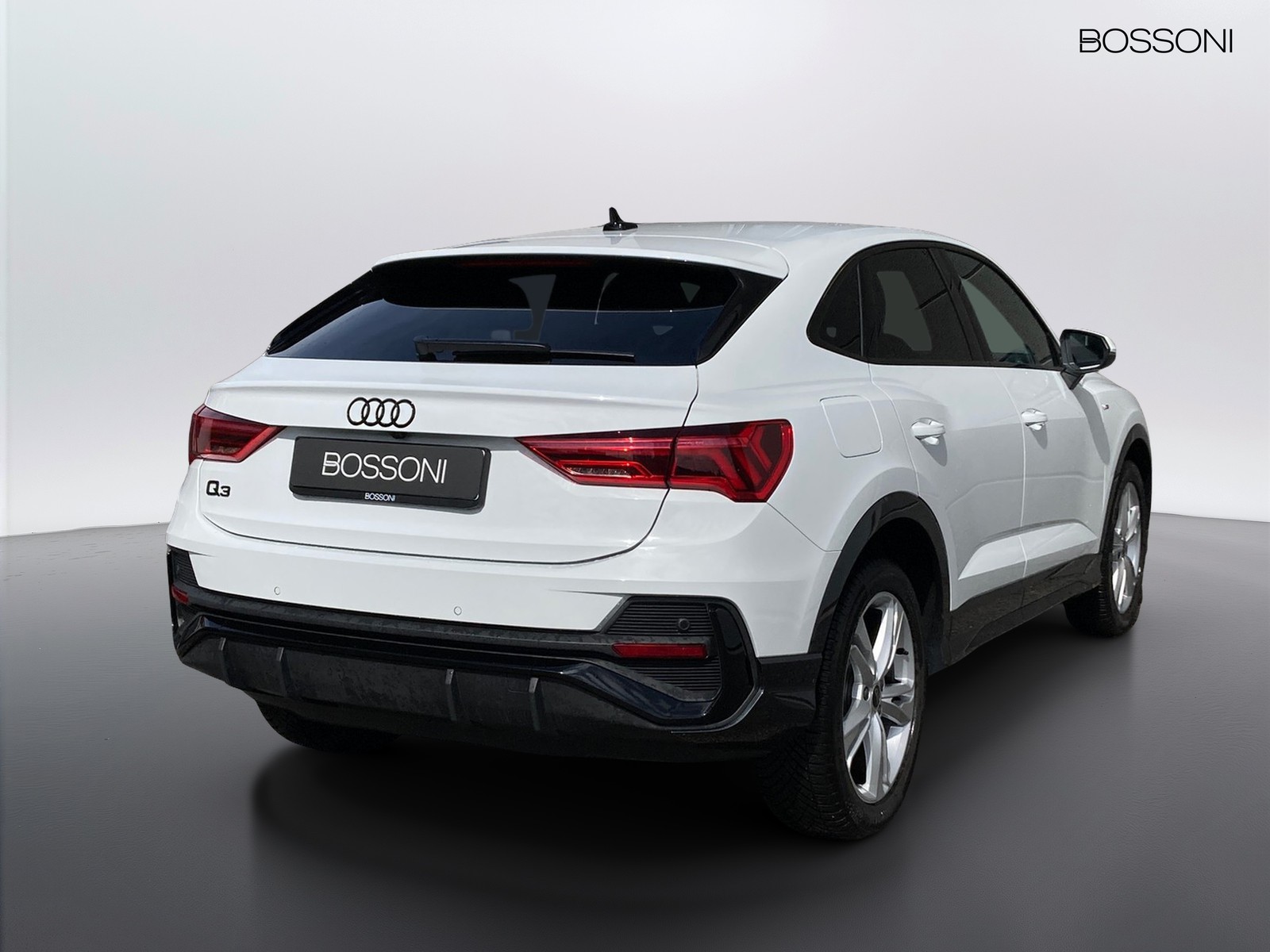 3 - Audi Q3 sportback 35 2.0 tdi s line edition s tronic