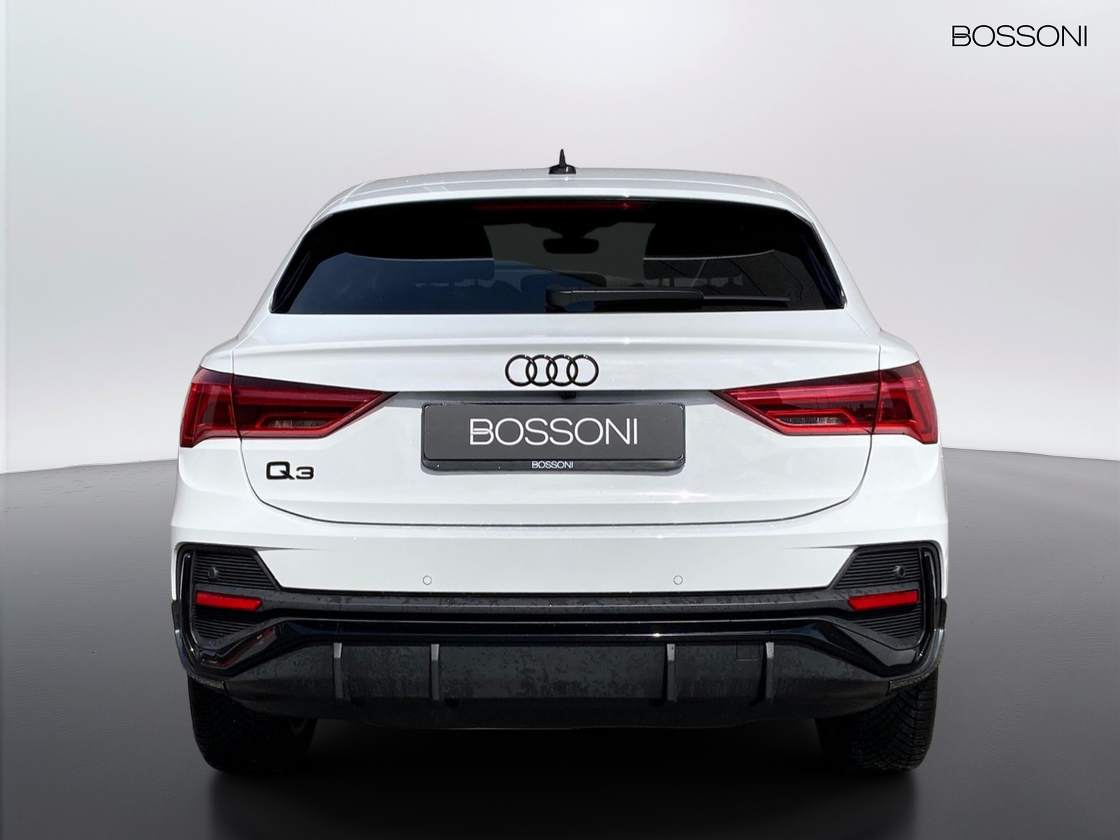 4 - Audi Q3 sportback 35 2.0 tdi s line edition s tronic