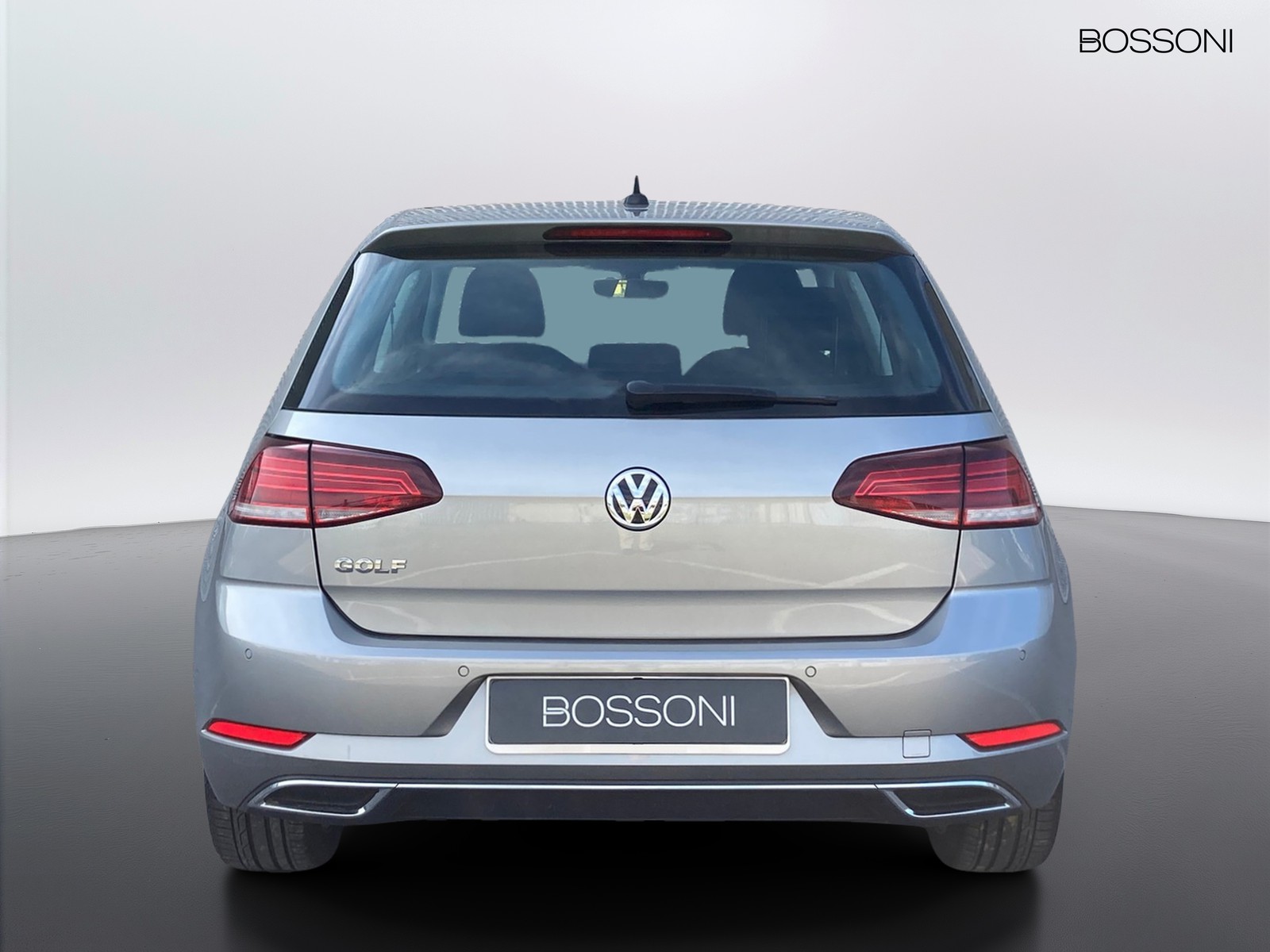 4 - Volkswagen Golf 5 porte 1.6 tdi bluemotion 115cv executive