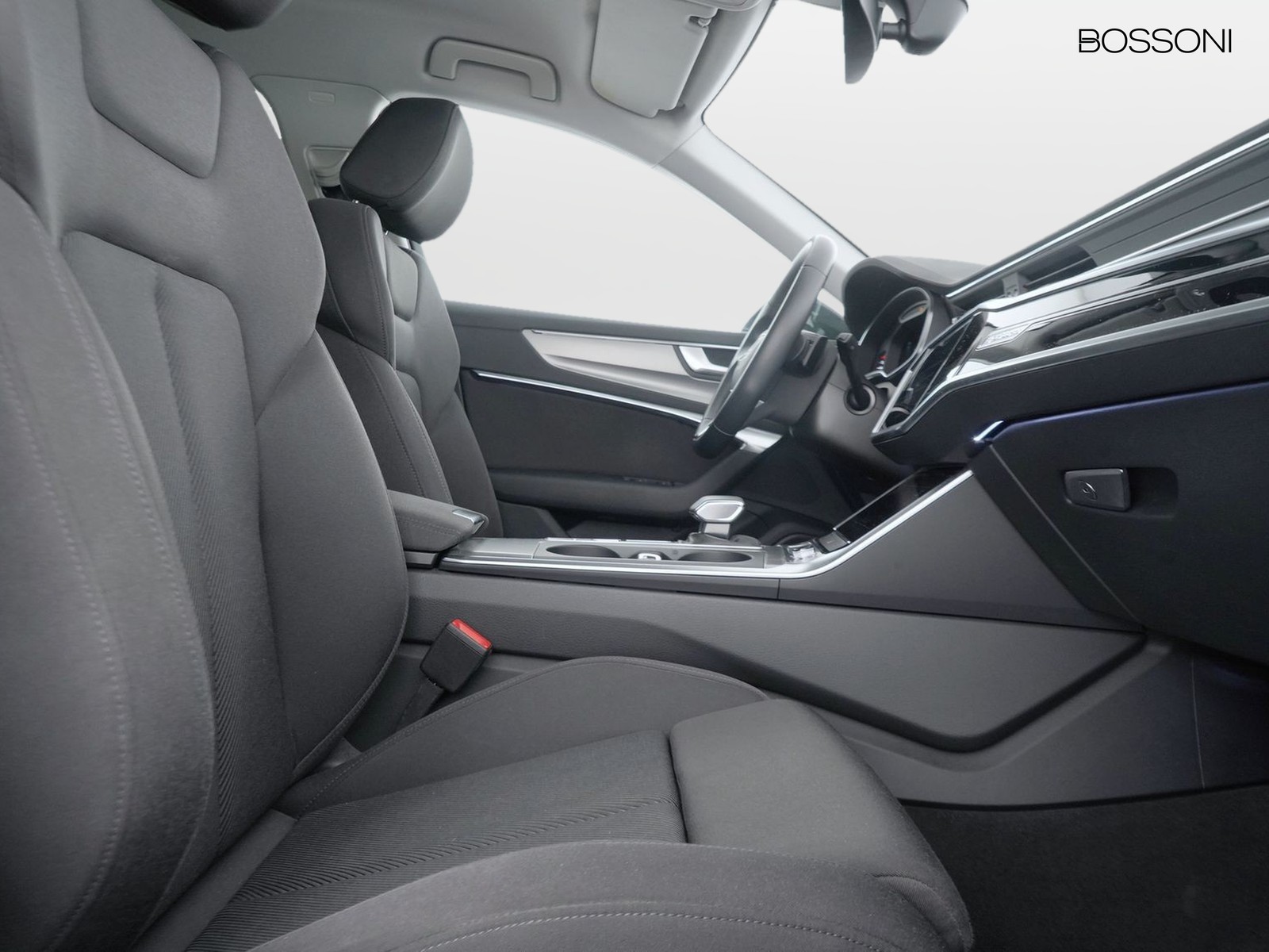16 - Audi A6 avant 40 2.0 tdi mhev business sport quattro ultra s tronic